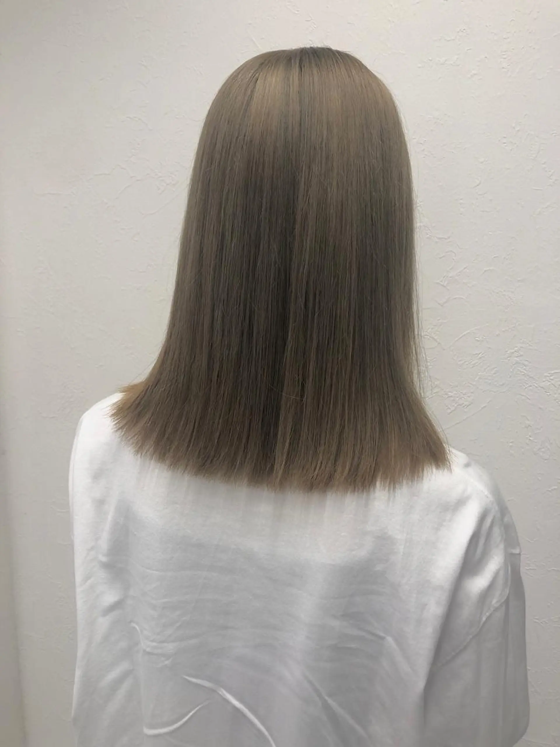 セミロング カラー ブロンド ヘアカラー 2nd所属・🤍2nd🤍田所 美希のヘアスタイル