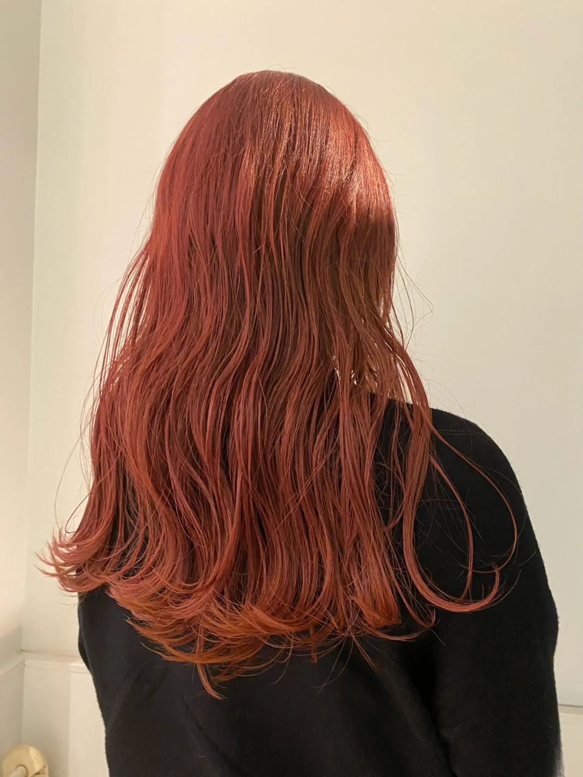 ロング saya🌿レイヤー カット/透明感カラーのヘアスタイル