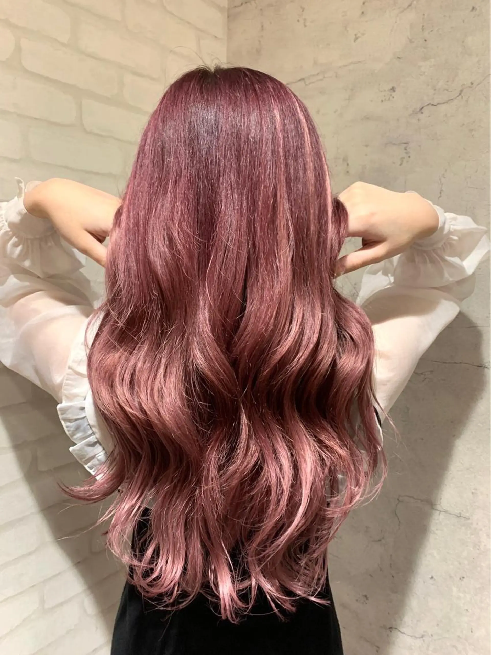 ロング エクステ レイヤー/艶カラー 🫧守利のヘアスタイル