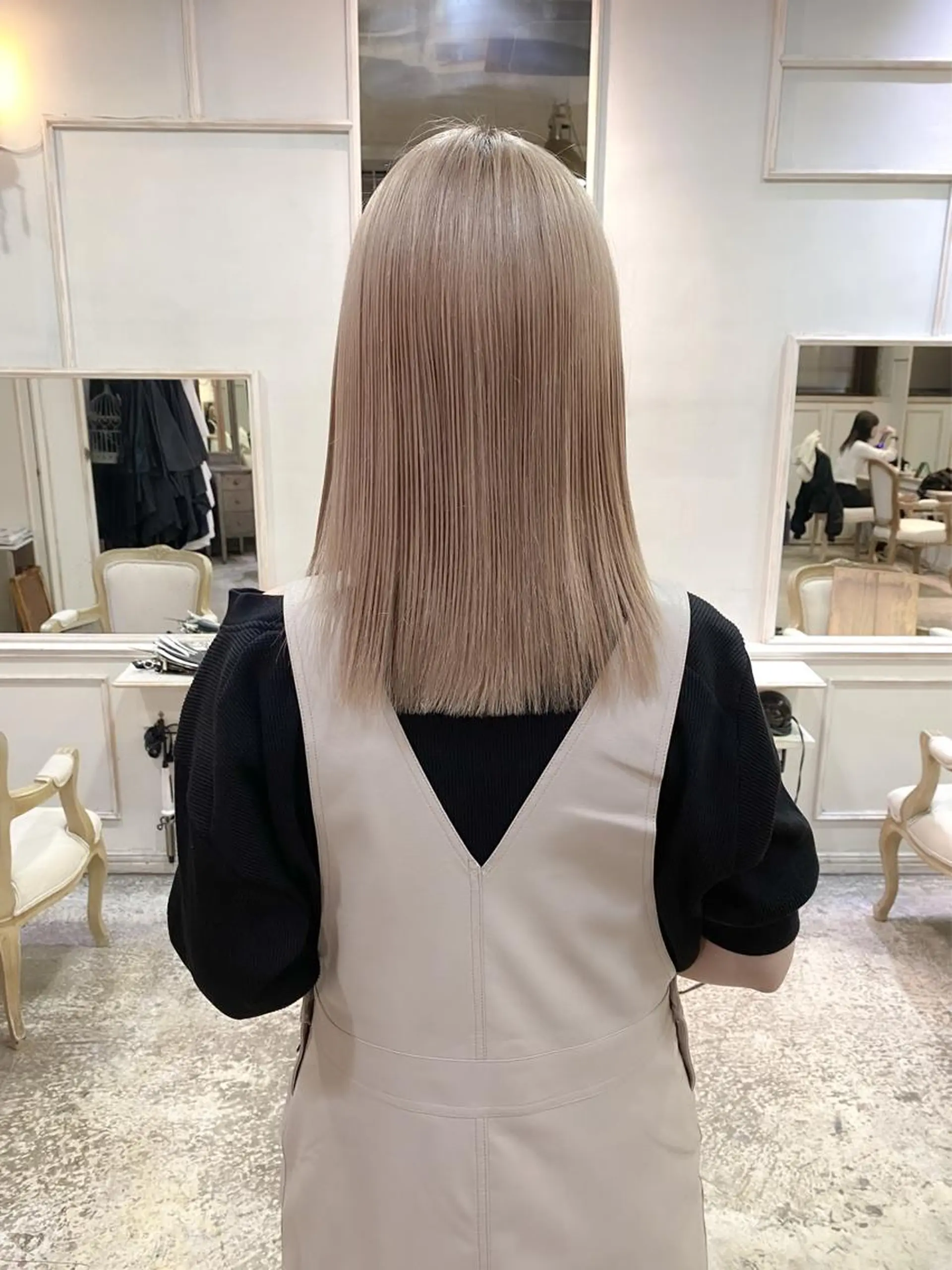 ロング Kawakami kotomiのヘアスタイル