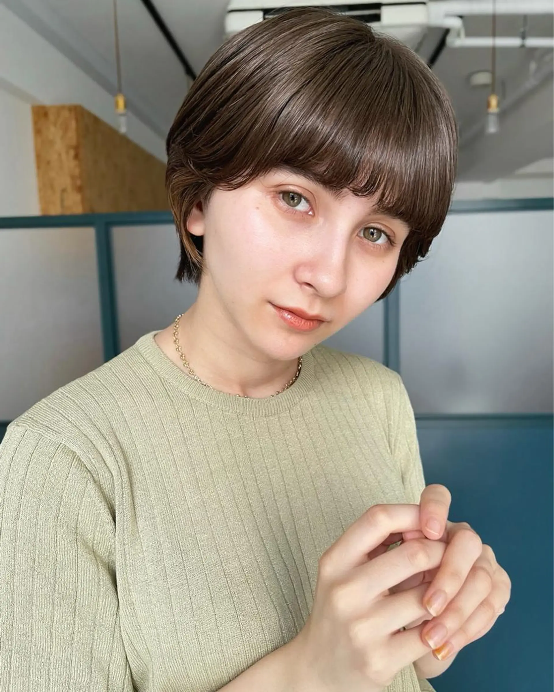 ミディアム カラー パーマ ヘアアレンジ ネイル マツエク・マツパ ベージュカラー トレンド眉🌈✨ arisaの眉毛・アイブロウイメージ