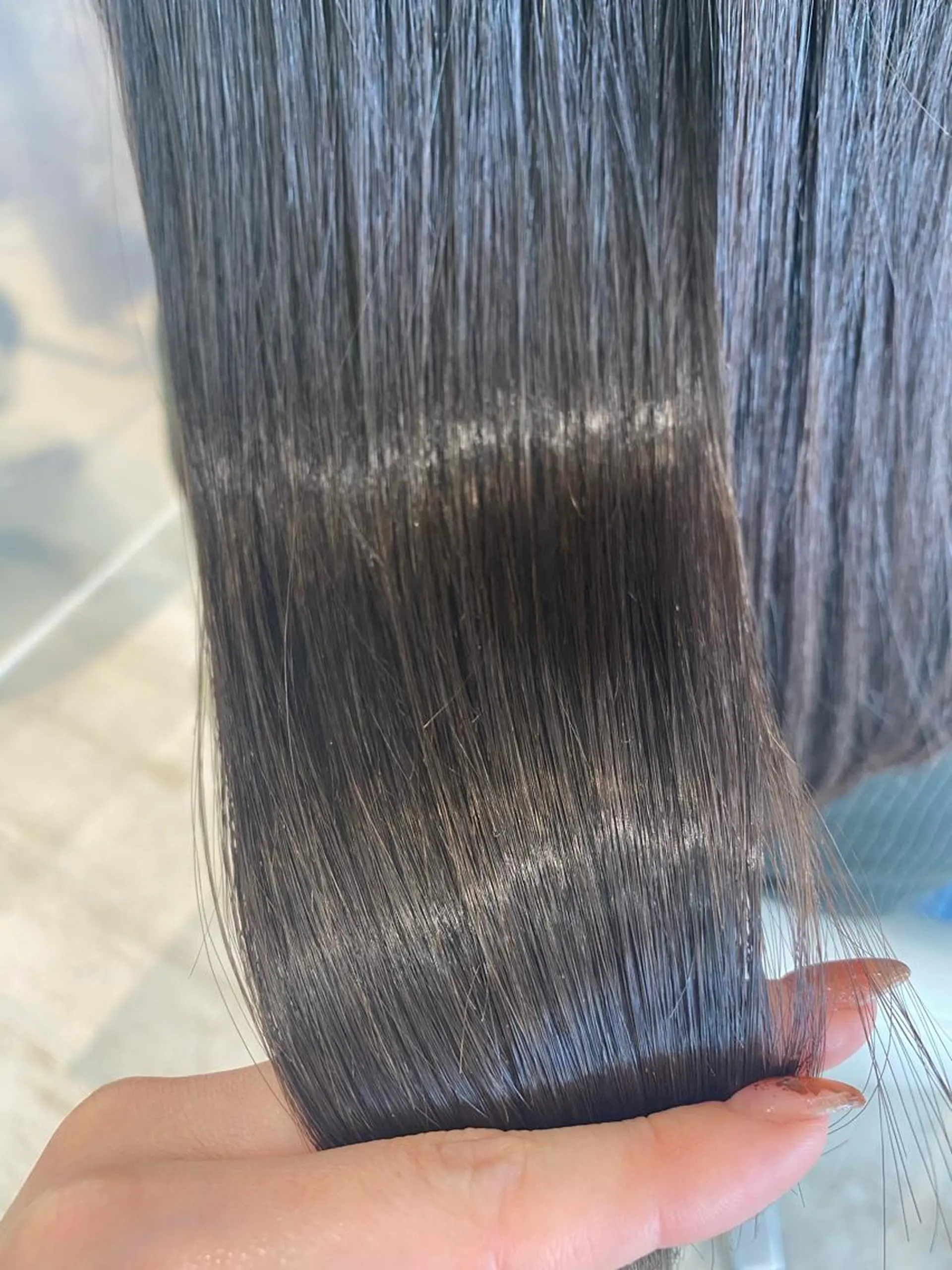 ロング トリートメント 酸熱トリートメント カット トリートメント ベージュ/インナー カラー🤍Rieのヘアスタイル