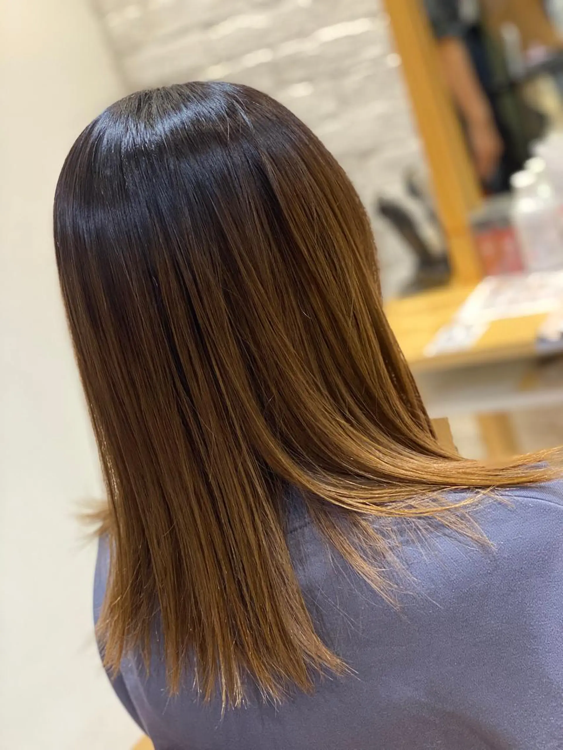 ミディアム カラー バレイヤージュ レイヤーカット ✨美髪矯正の専門家✨ 髪質改善　松村のヘアスタイル