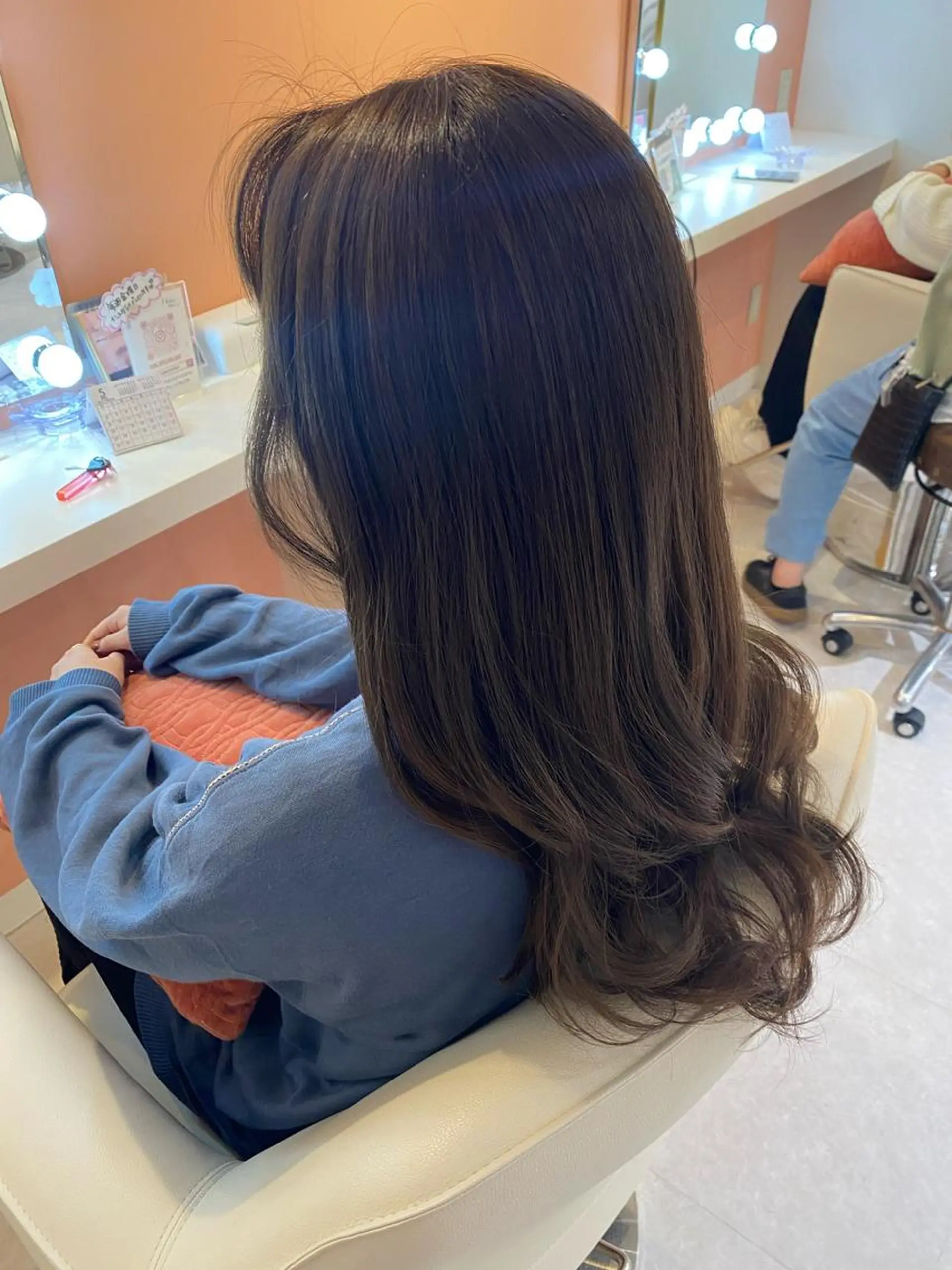 ロング カラー ヘアカラー 梛木 唯のヘアスタイル