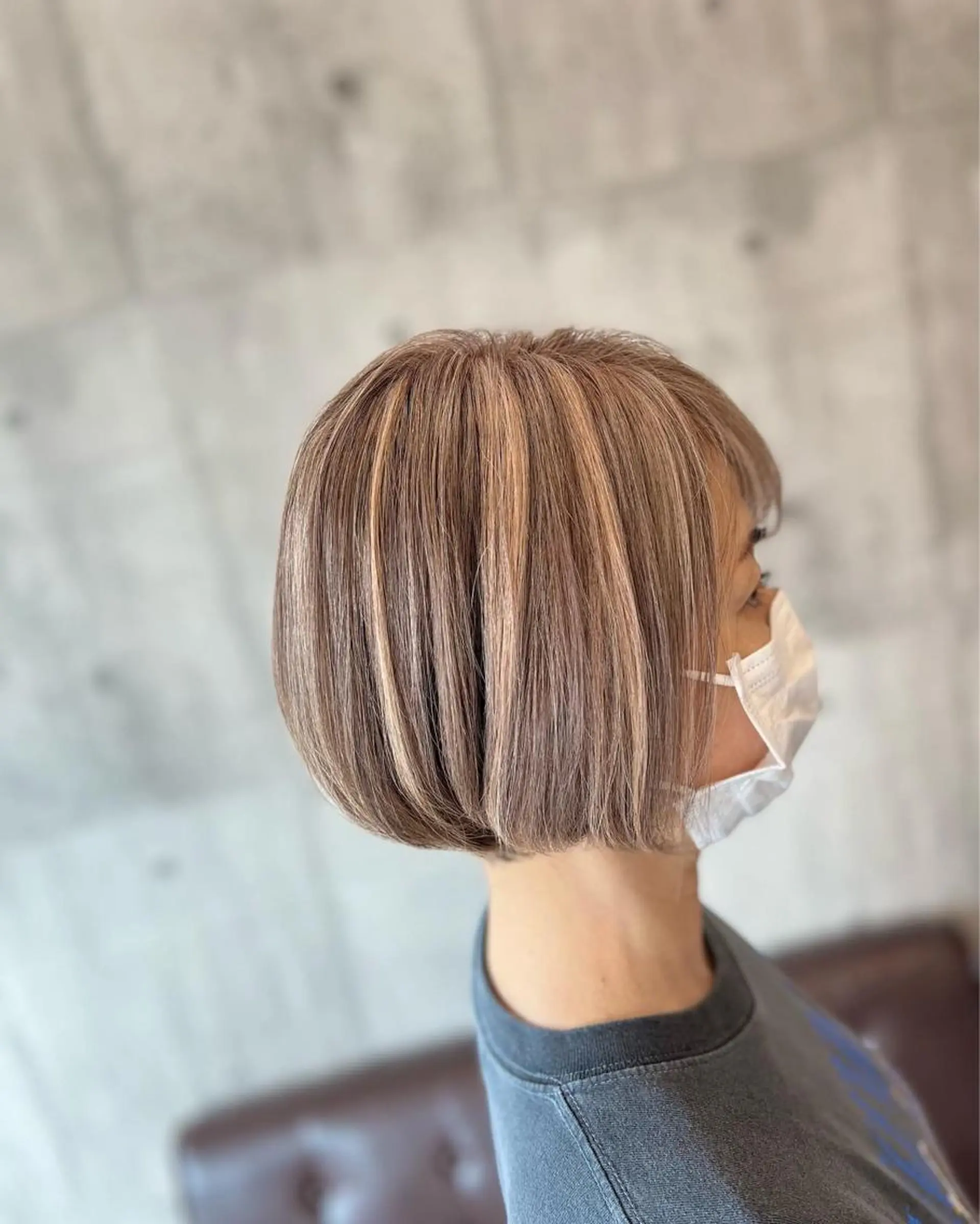 ショート カラー ショートボブ ベージュカラー ハイライトカラー ピンクカラー ピンクベージュ ヘアカラー Style Tのヘアスタイル