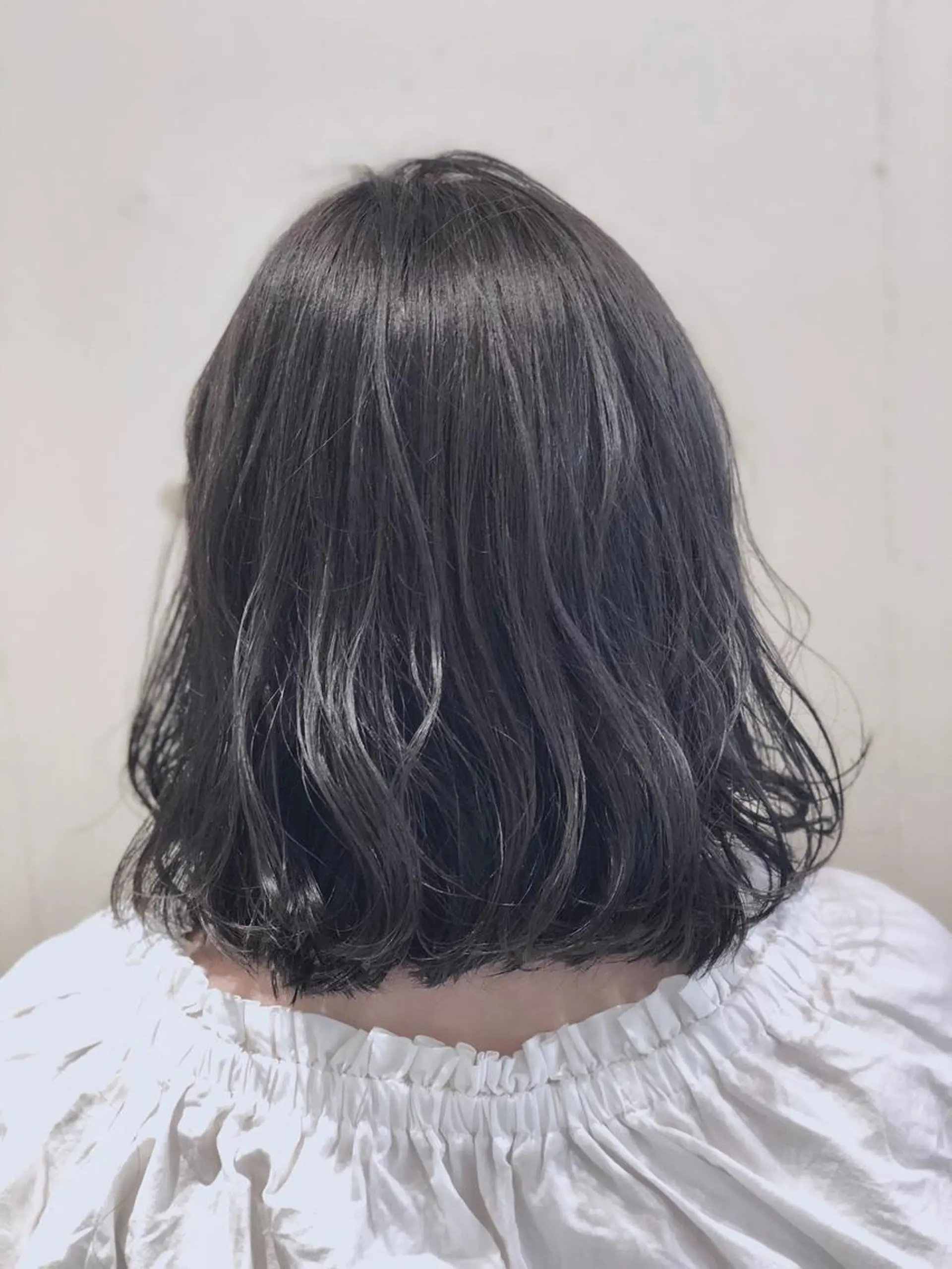 ミディアム カラー パーマ ヘアアレンジ バレイヤージュ ブリーチ 透明感カラー グラデーションカラー グレージュ 【ツヤ髪美容師】 ツダケイスケのヘアスタイル