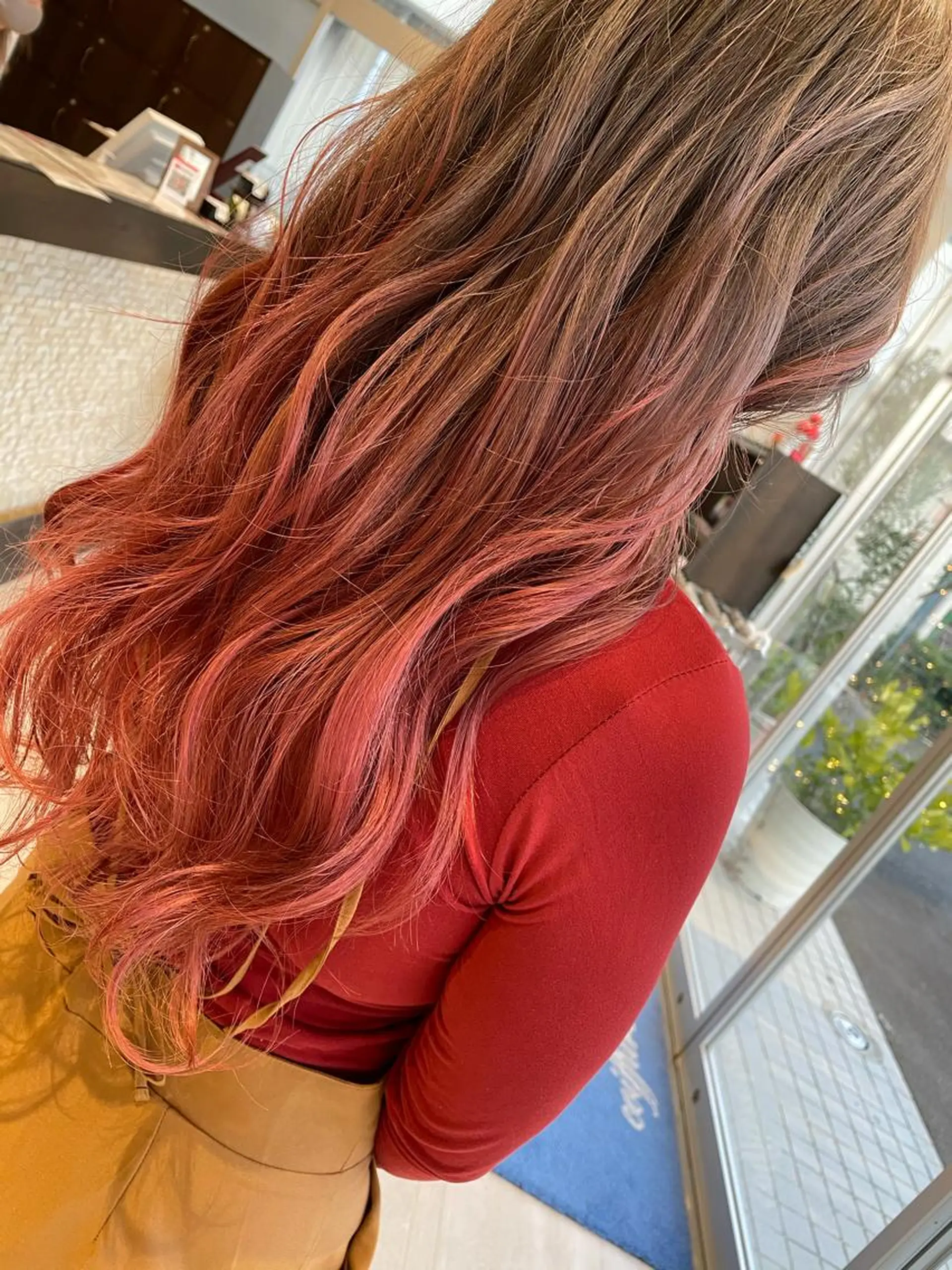 セミロング カラー 松永 果菜のヘアスタイル