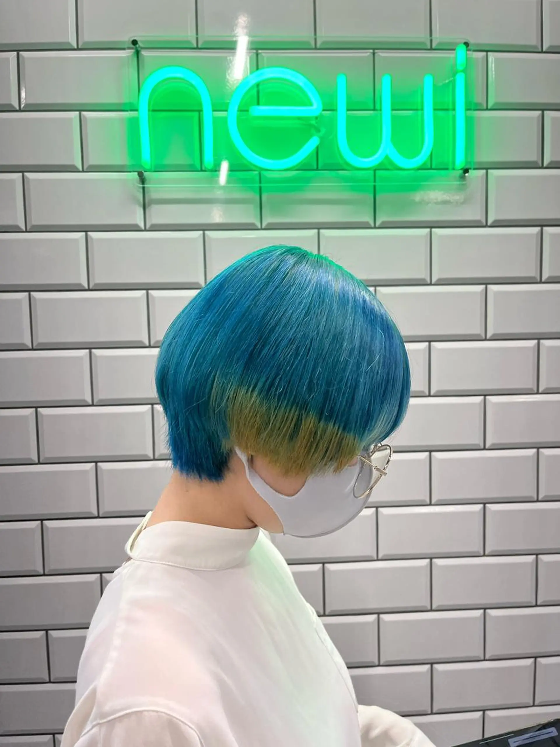 ショート カラー newi赤羽 HINATAのヘアスタイル