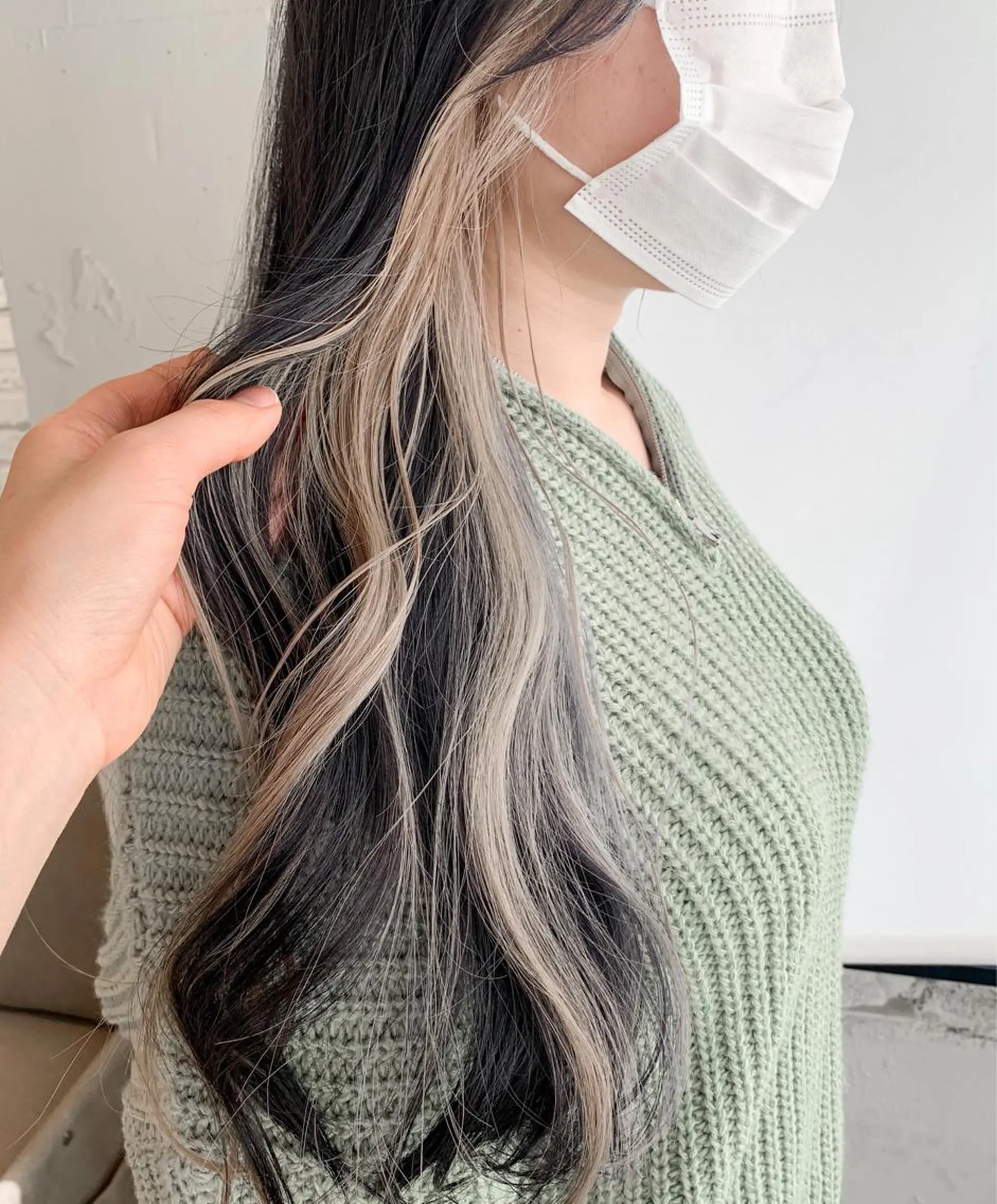 ロング カラー ヘアアレンジ ヘアカラー トリートメント yuka .のヘアスタイル