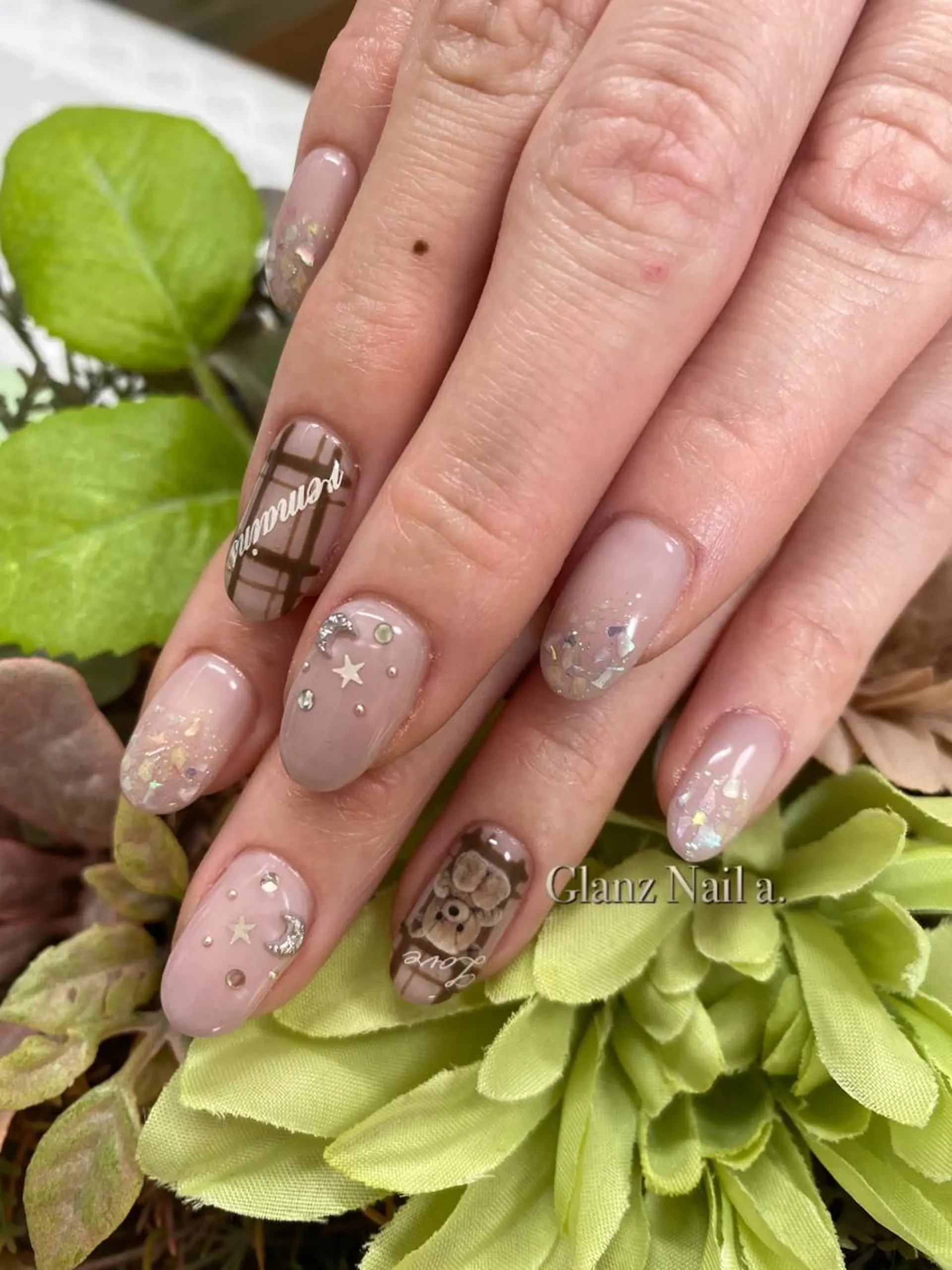 ネイル Glanz  Nail aのネイルデザイン
