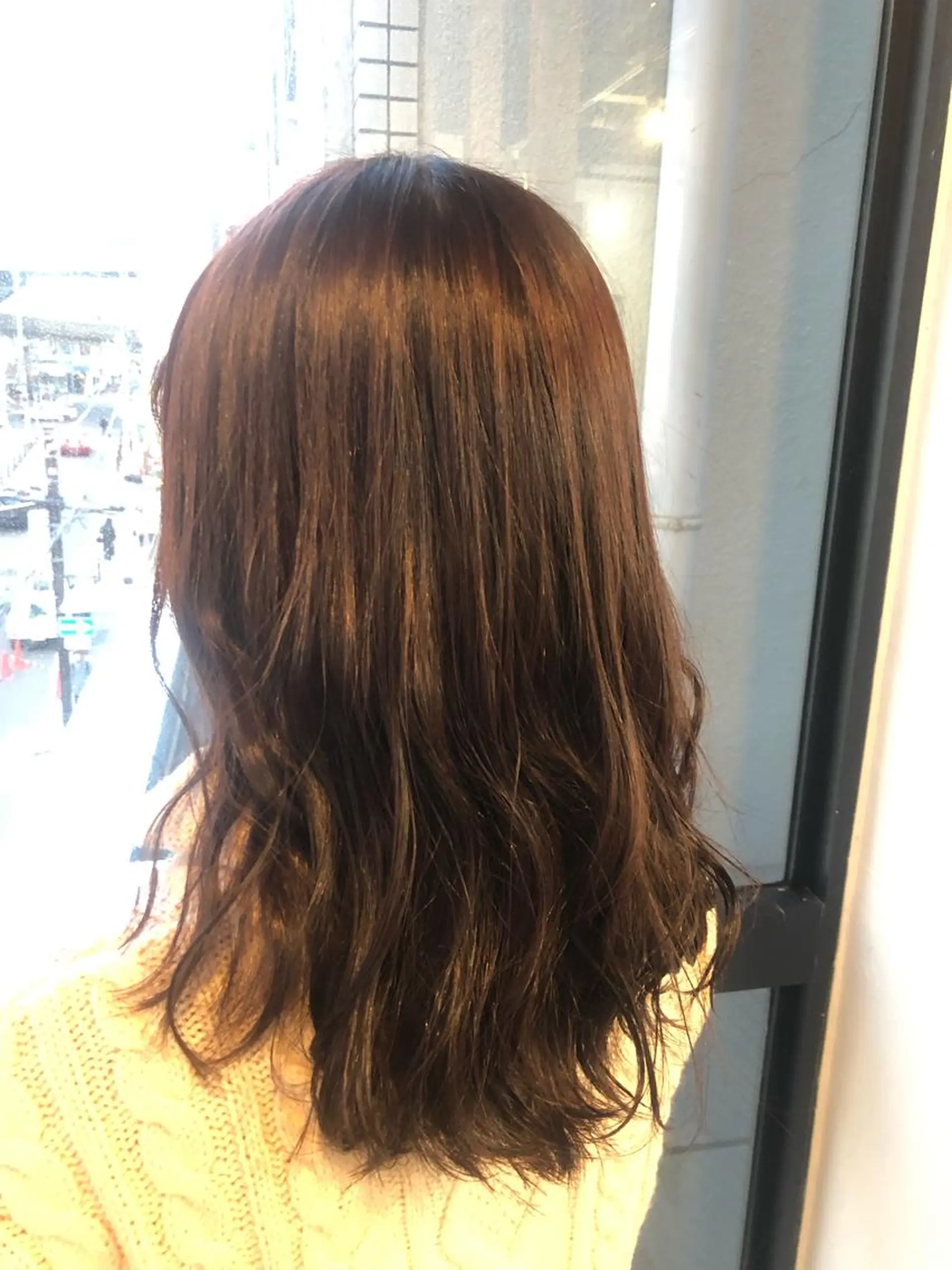 ミディアム カラー 髪質改善＆ブリーチ 伊勢　祐一郎のヘアスタイル