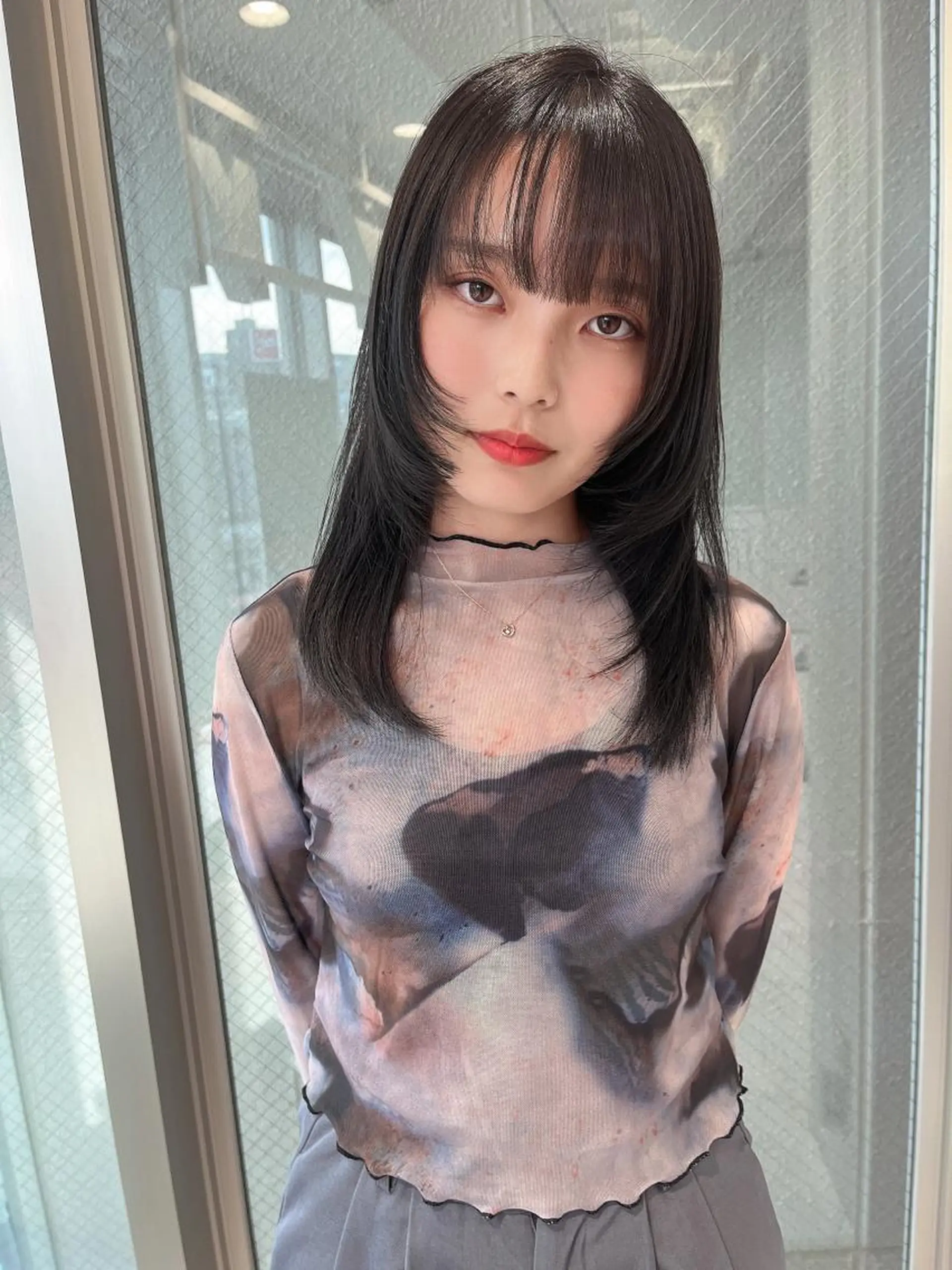 セミロング ウルフカット ウルフカット／吉村 桃子のヘアスタイル