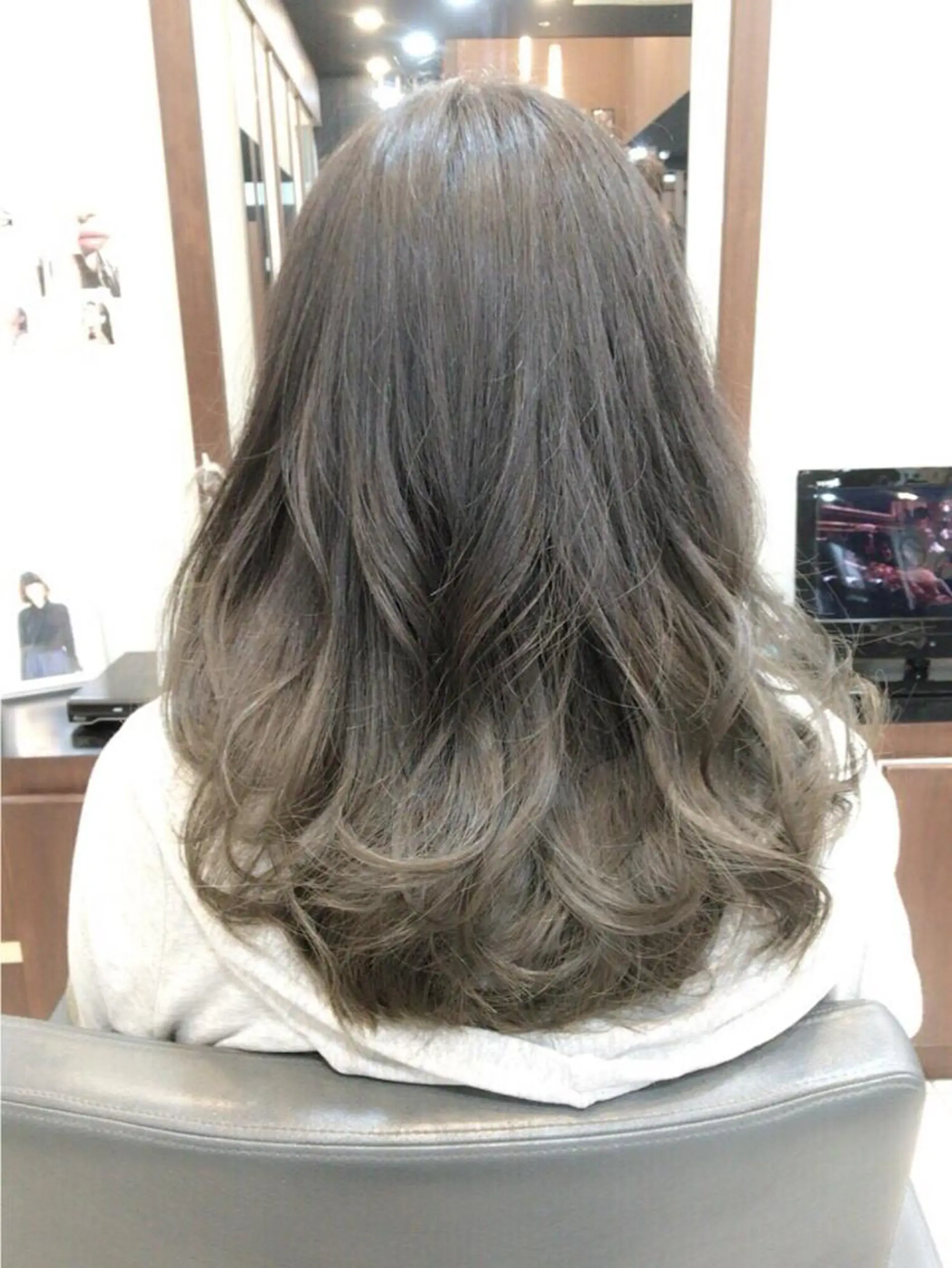 カラー ❣️モードケイズ塚口 和田一将のヘアスタイル
