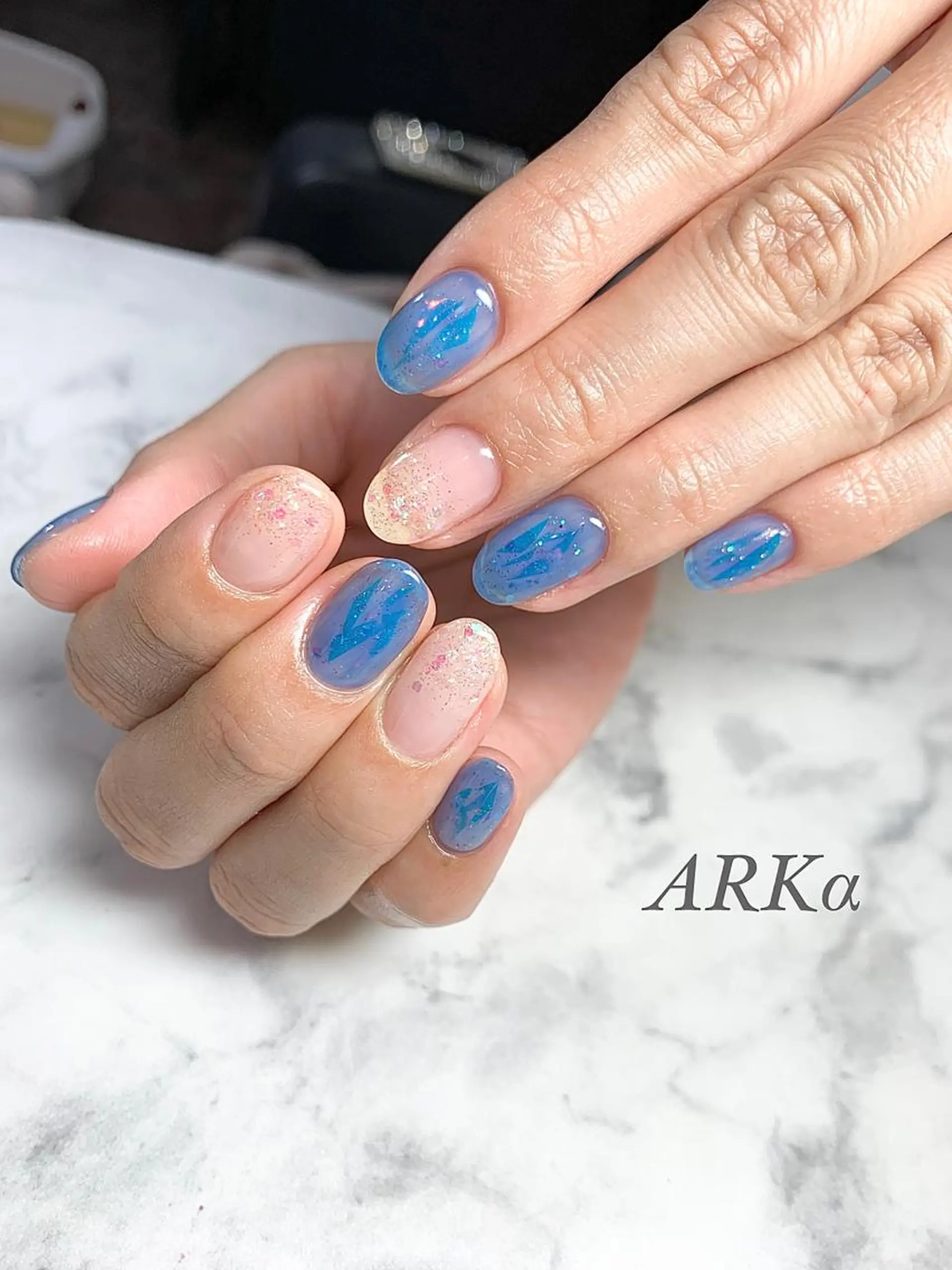ミディアム ネイル ハンドネイル Nailsalon ARKαのネイルデザイン