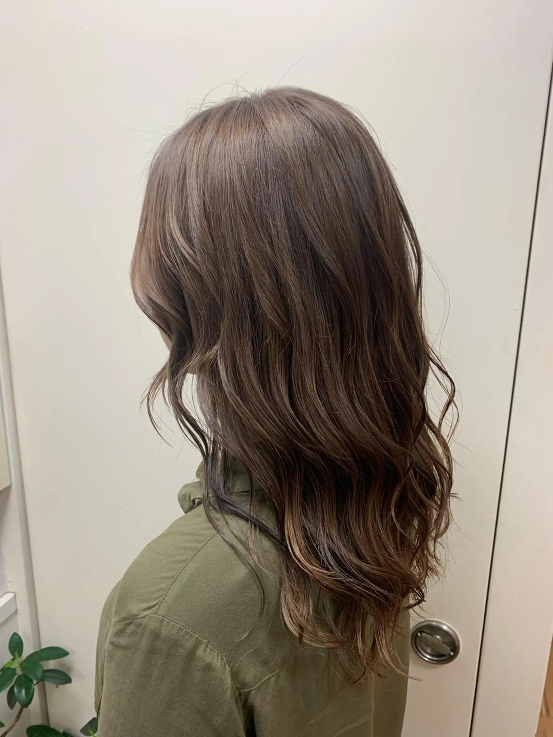 ロング カット ヘアカラー トリートメント 韓国　縮毛矯正 髪質改善　木村のヘアスタイル