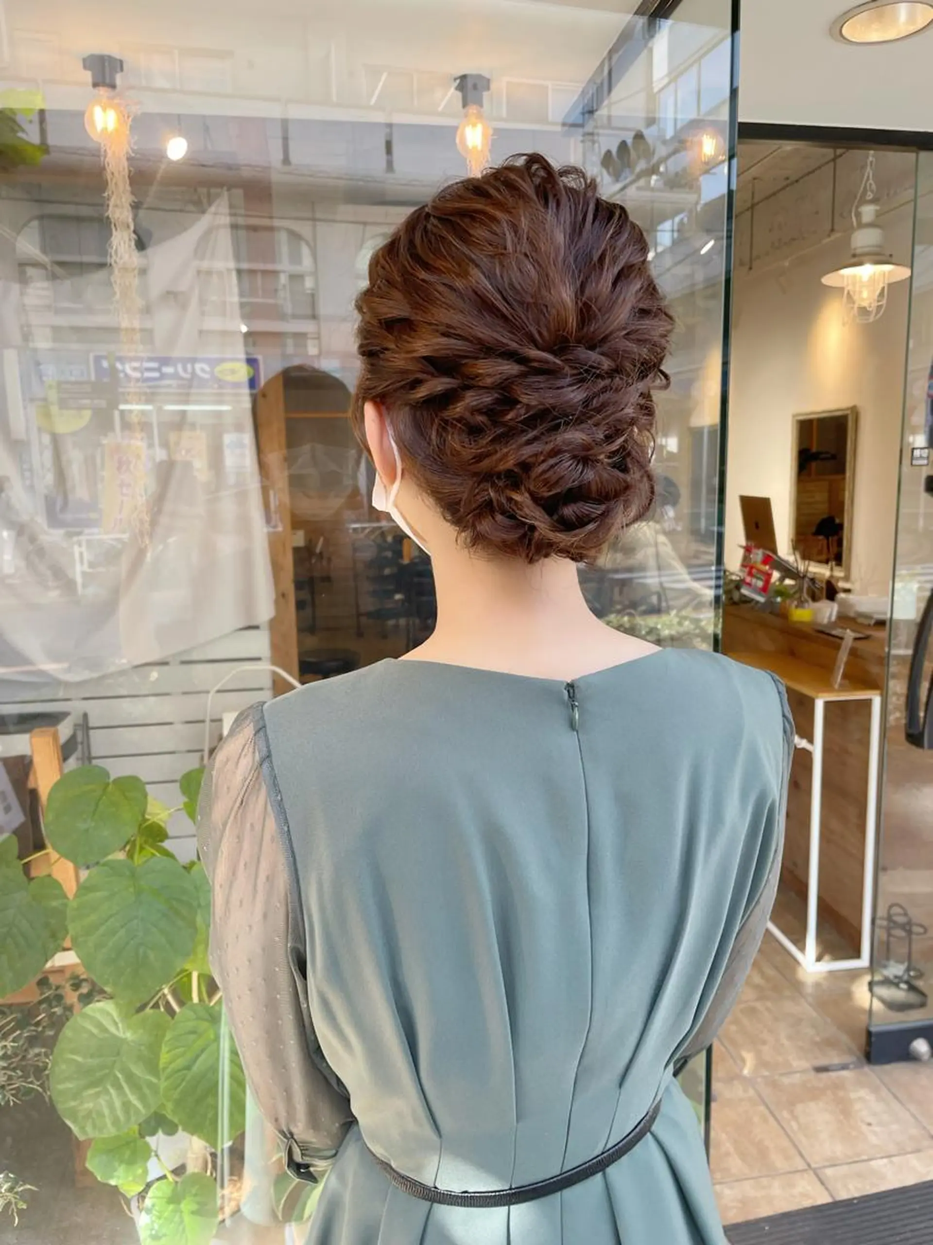 セミロング ヘアアレンジ ヘアセット ヘアアレンジ にいた　かづしげのヘアスタイル