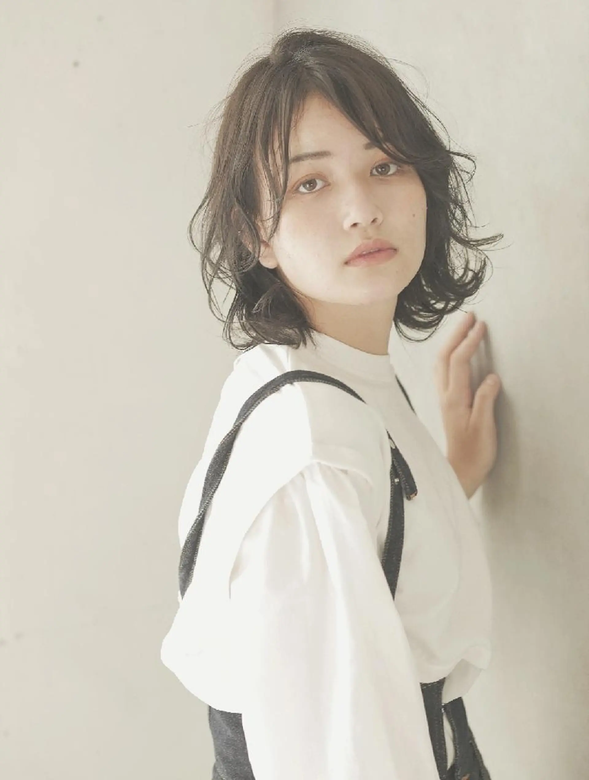 ミディアム パーマ ボブレイヤー ミディアムパーマ ボブ レイヤーカット デジタルパーマ 尾野 恭平のヘアスタイル