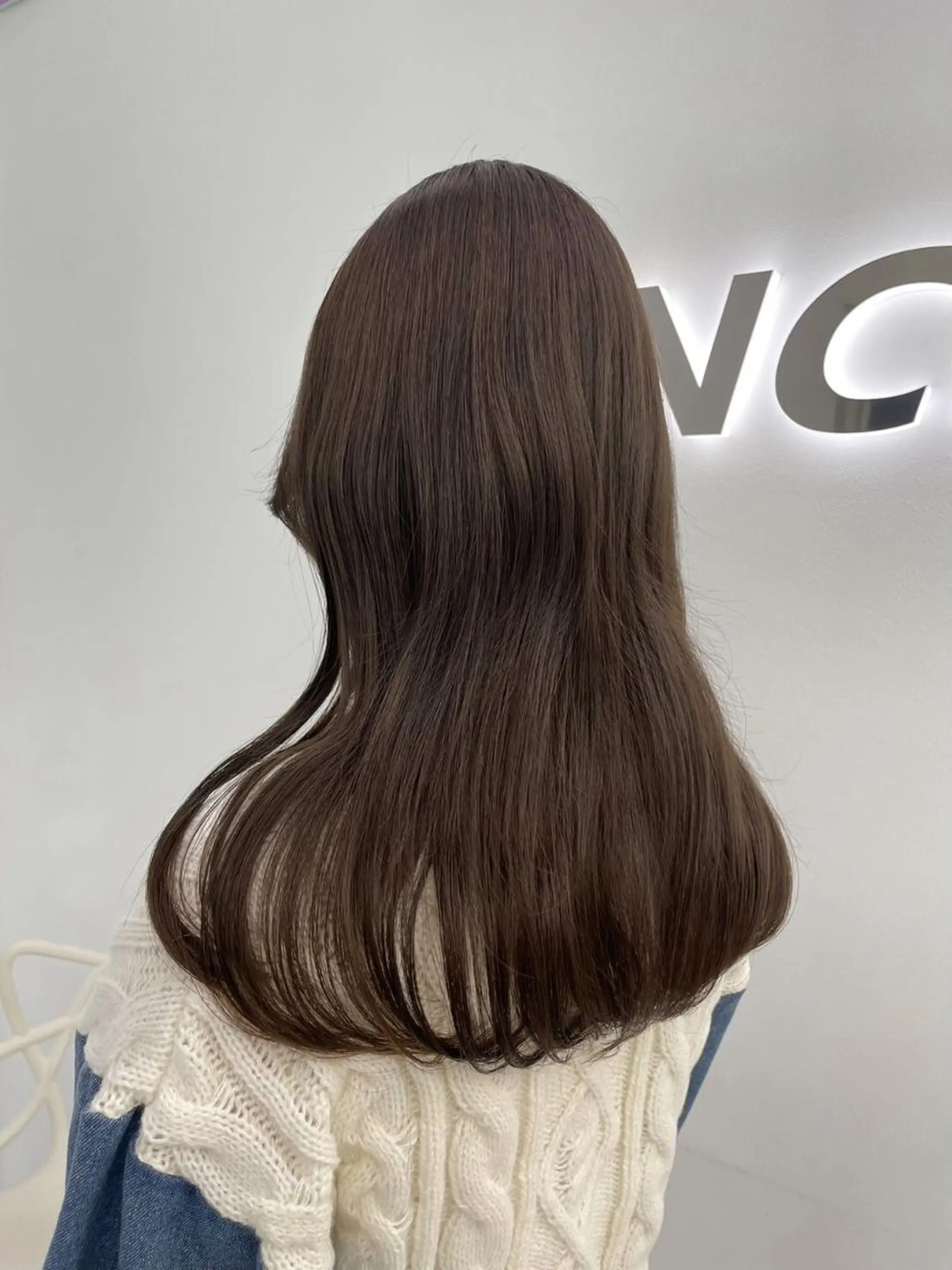 カラー 冬髪❄️透明感カラー /レイヤー❄️横浜のヘアスタイル