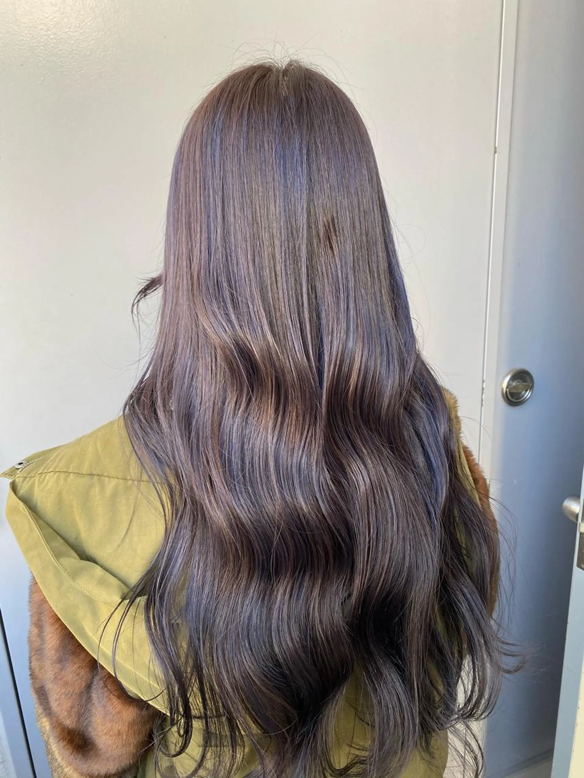 ロング カラー パーマ ヘアアレンジ メンズ キッズ ネイル マツエク・マツパ 韓国/トレンド レイヤー【101】のヘアスタイル