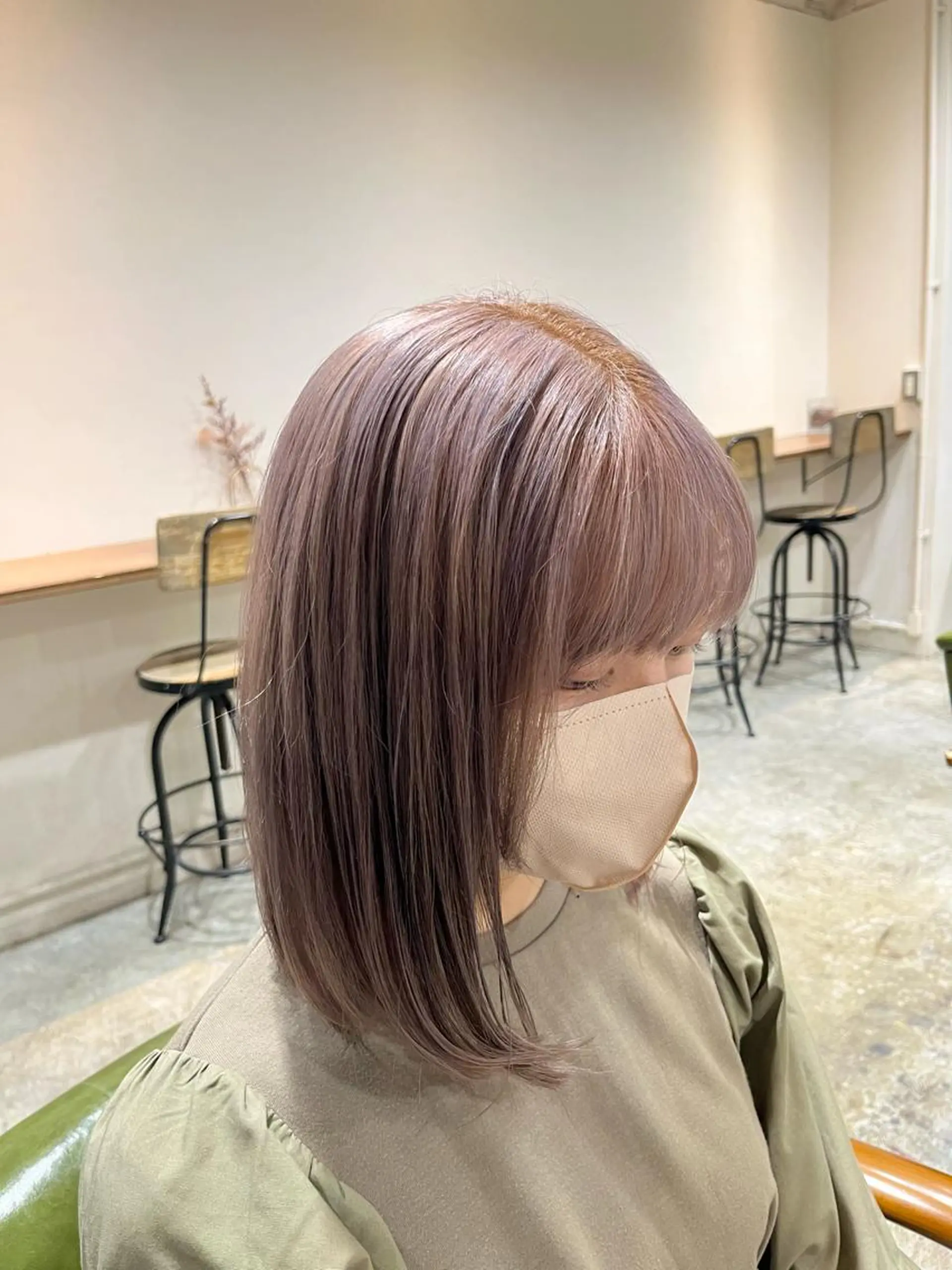 カラー ベージュカラー ラベンダーカラー 森田翔斗 顔周りレイヤーのヘアスタイル