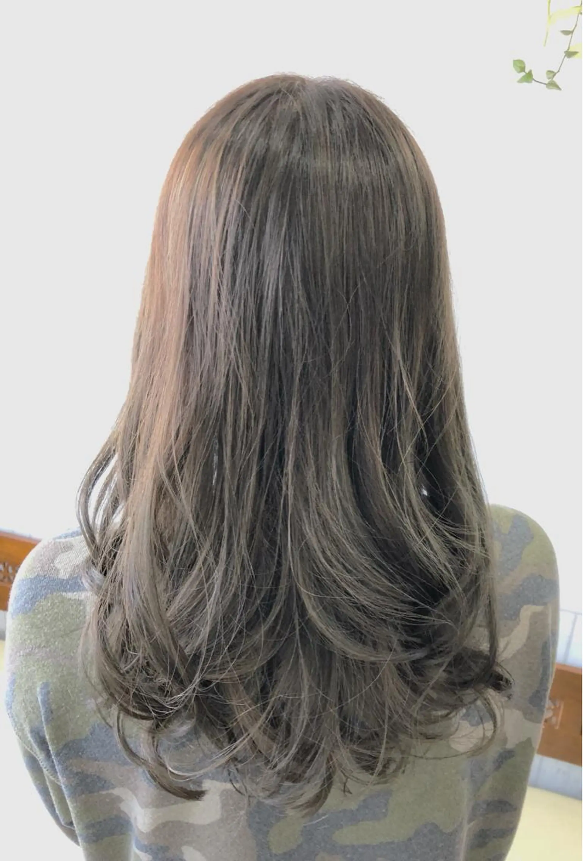 セミロング カラー Rise Heart 中村 裕介のヘアスタイル