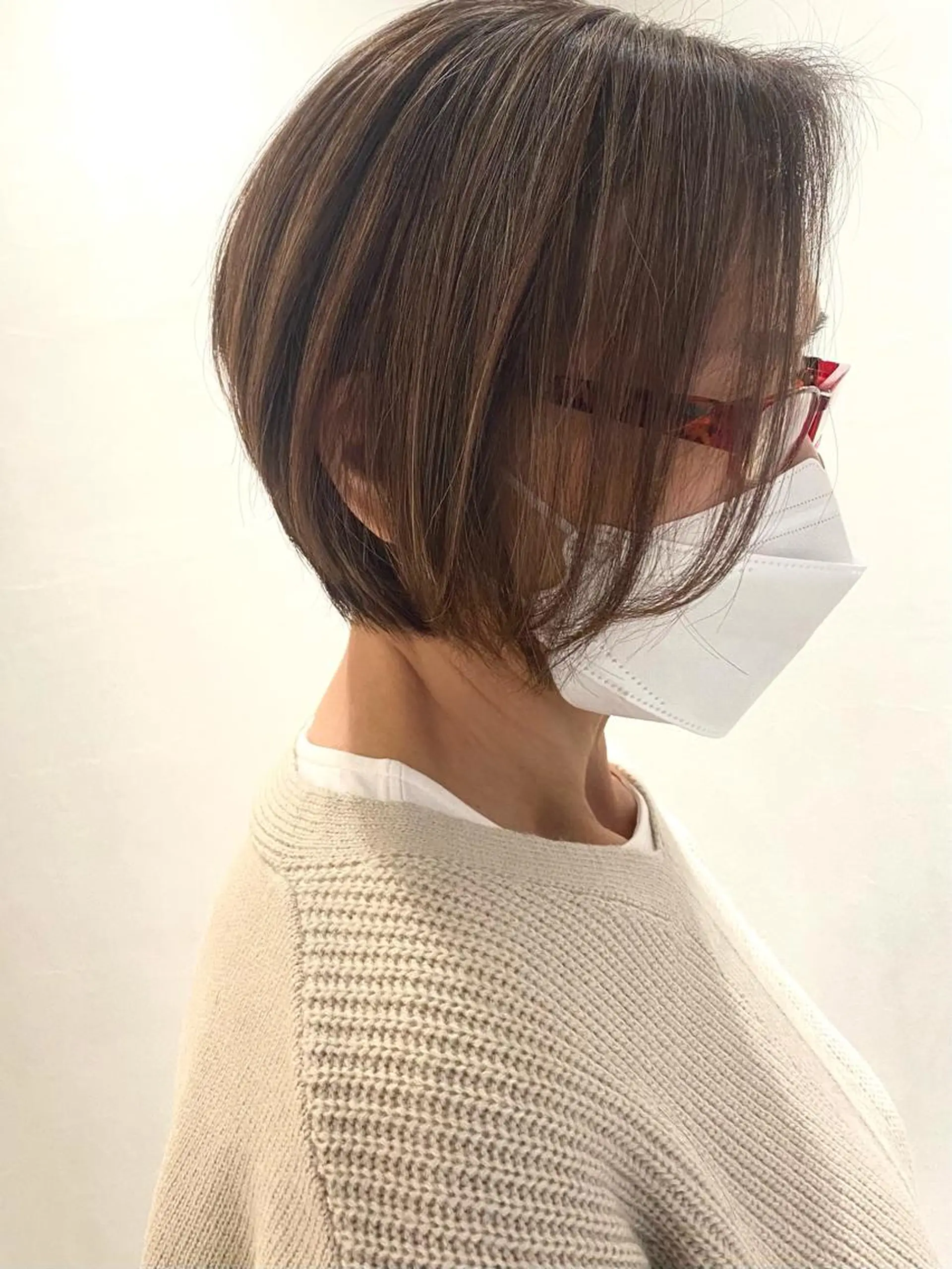 ショート カラー ブリーチ カシス ハイライトカラー ハイライト ショートヘア カット ヘアカラー トリートメント 谷合 貴志のヘアスタイル