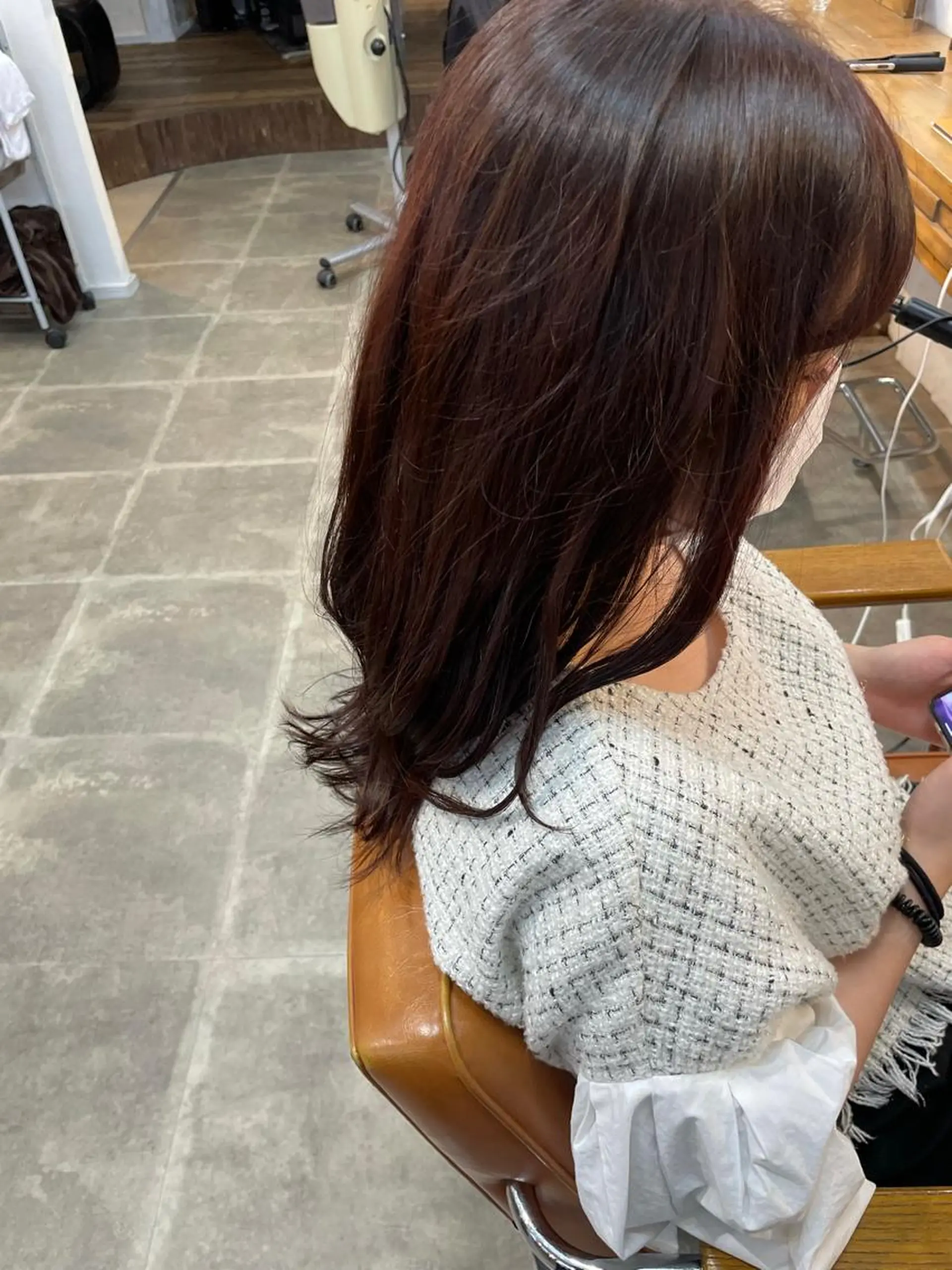 セミロング 松田 恋のヘアスタイル