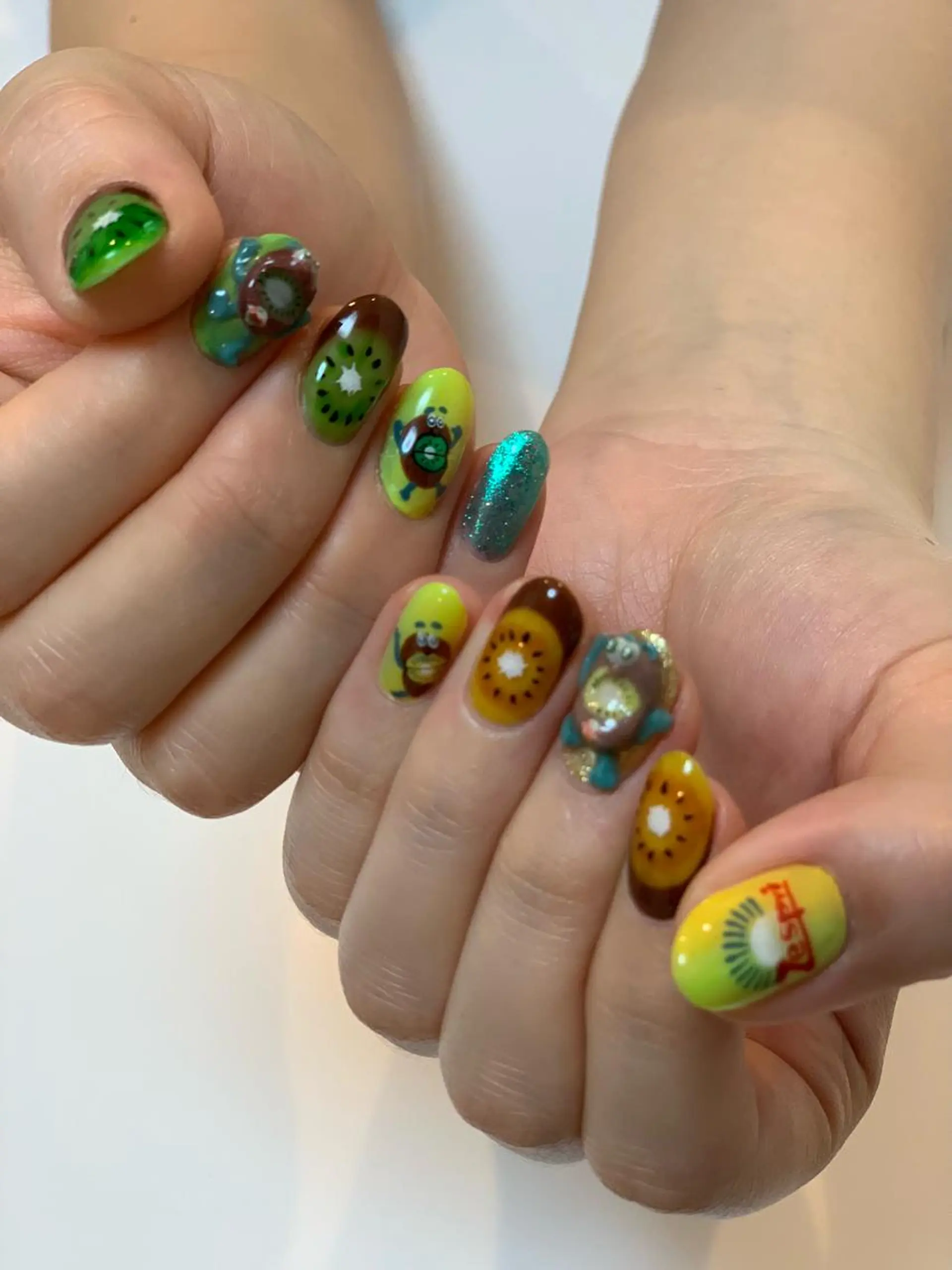 ネイル 自宅サロン鎌倉 KORONのネイルデザイン