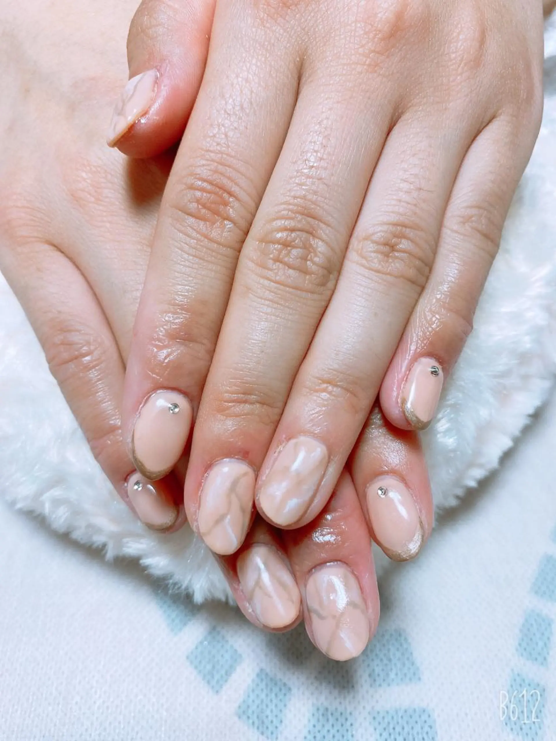 ネイル The Best Beauty受付担当のヘアスタイル