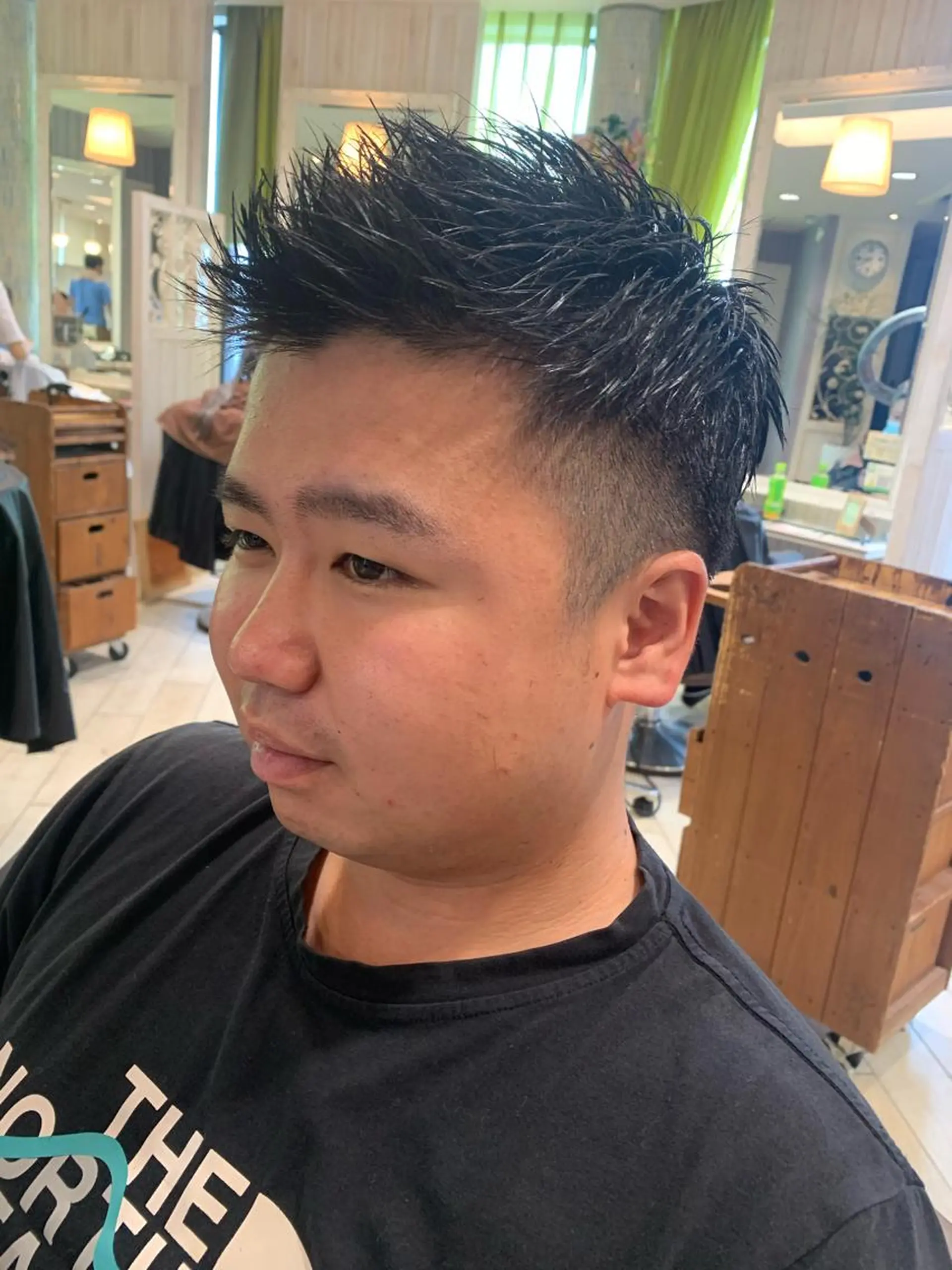 カラー パーマ ヘアアレンジ メンズ 増渕 駿介のヘアスタイル