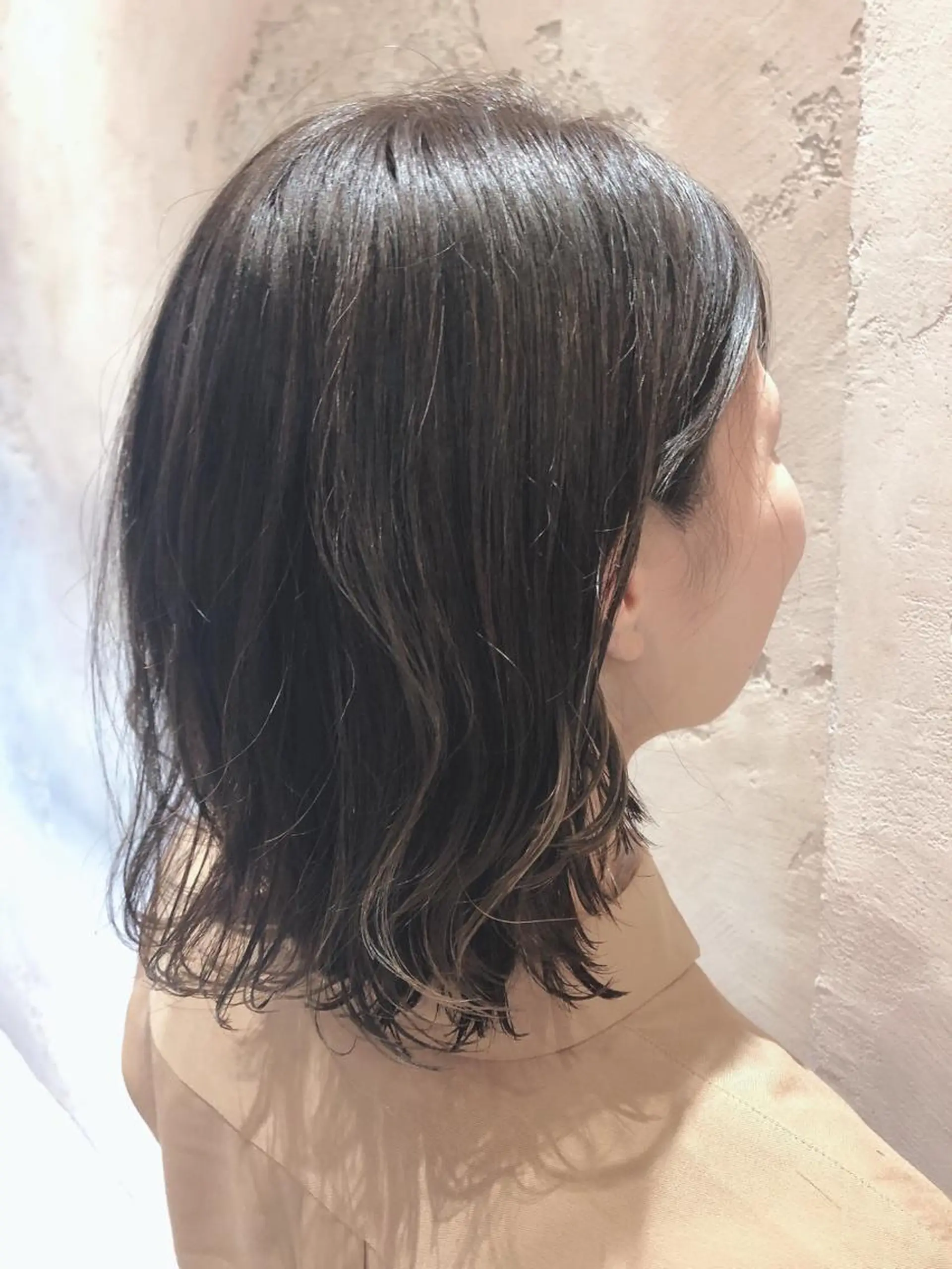 ミディアム アッシュ カット ヘアカラー トリートメント 代表山口ひな 髪質改善のプロのヘアスタイル