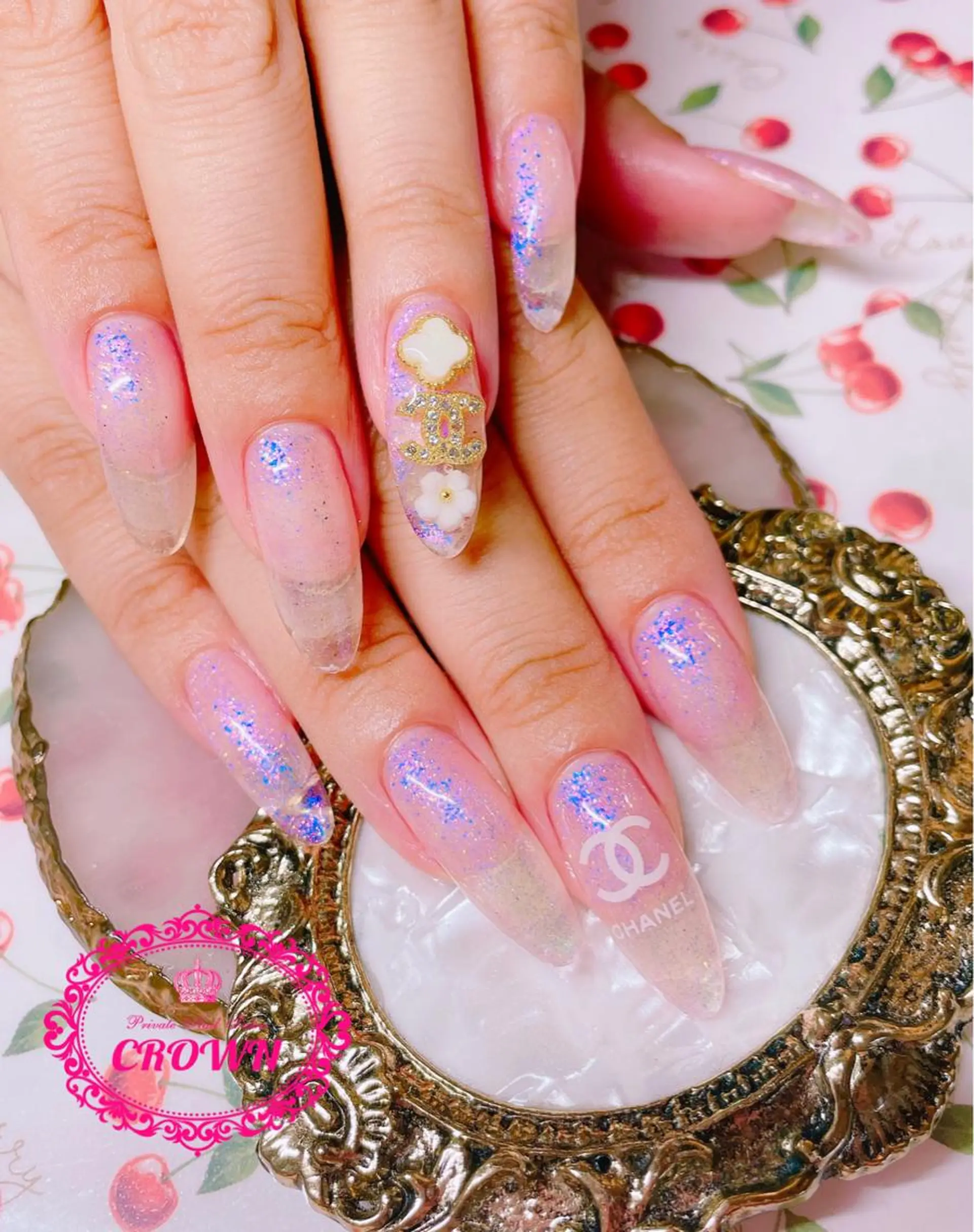 ネイル CROWN プライベートサロンのネイルデザイン