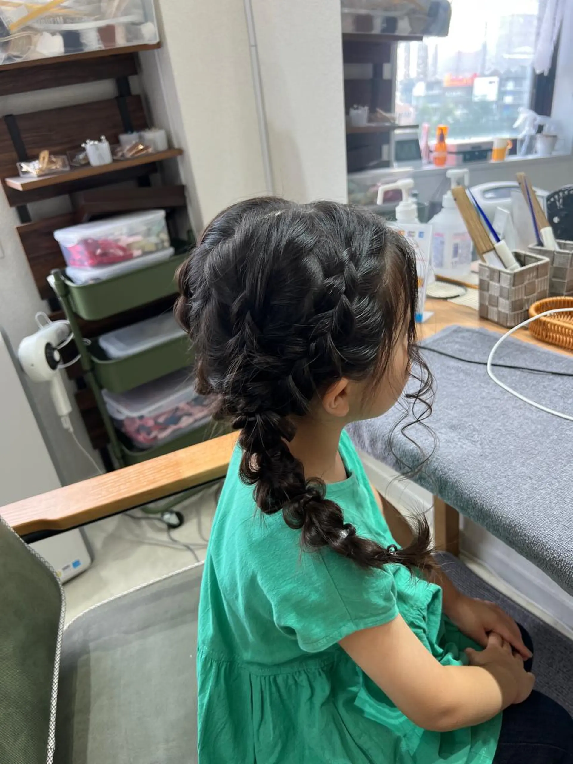 セミロング ヘアアレンジ 山室 敬義のヘアスタイル