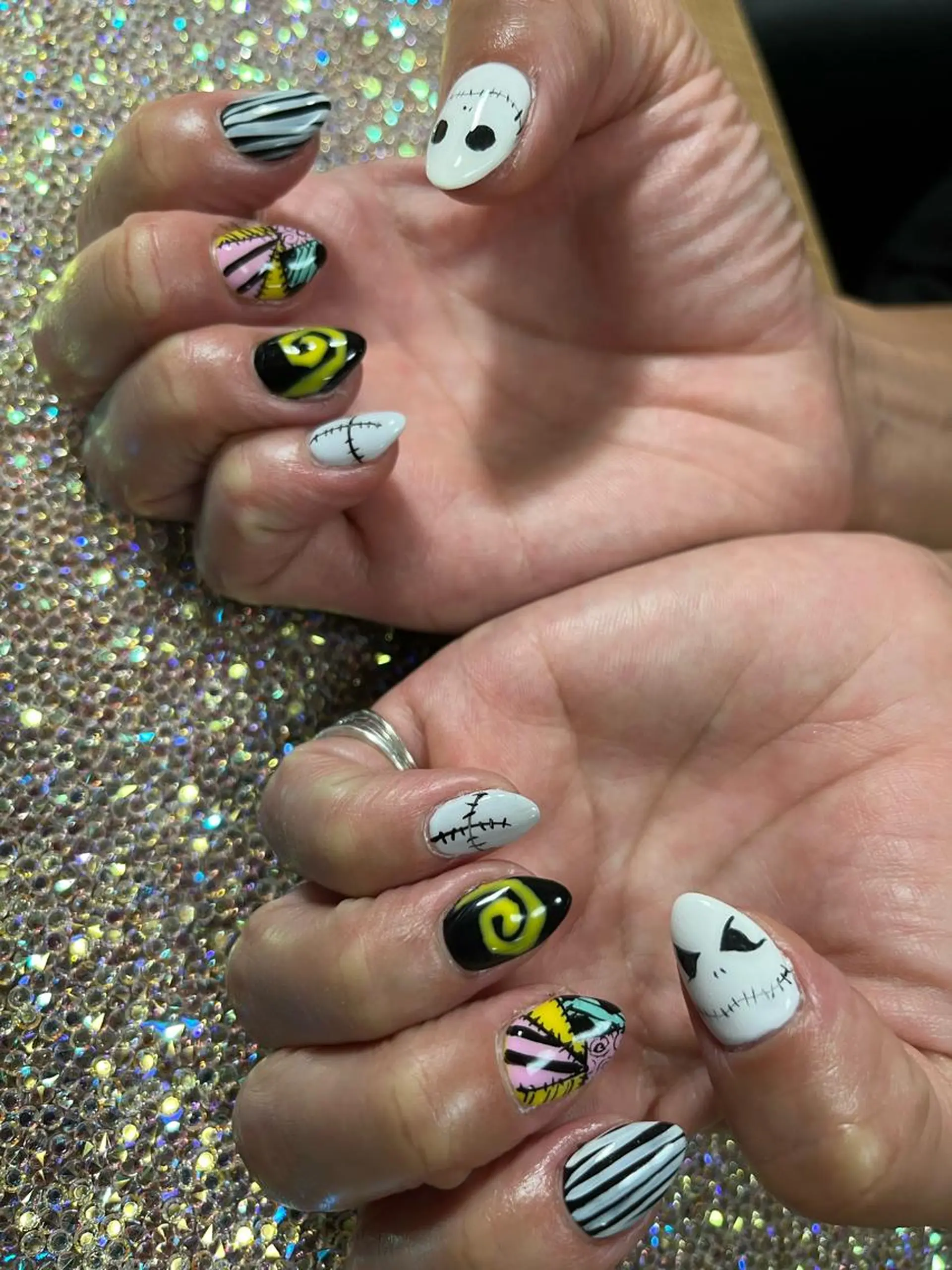 ネイル ハンドネイル ハンドケア 安藤 Charlotteのネイルデザイン