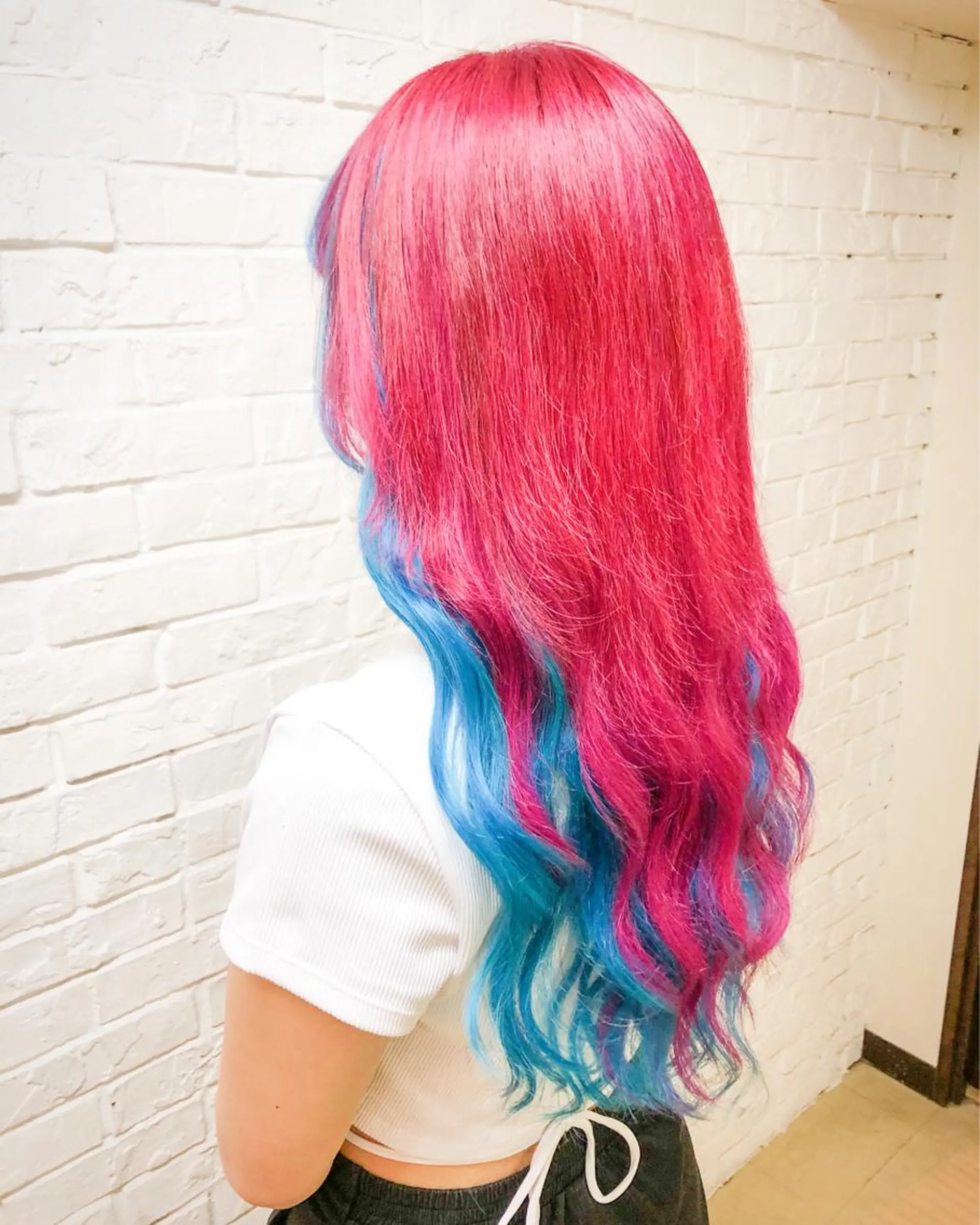 ロング カラー エクステ ヘアカラー トリートメント エクステ エクステリピート率 No.1 菊池　悠介のヘアスタイル