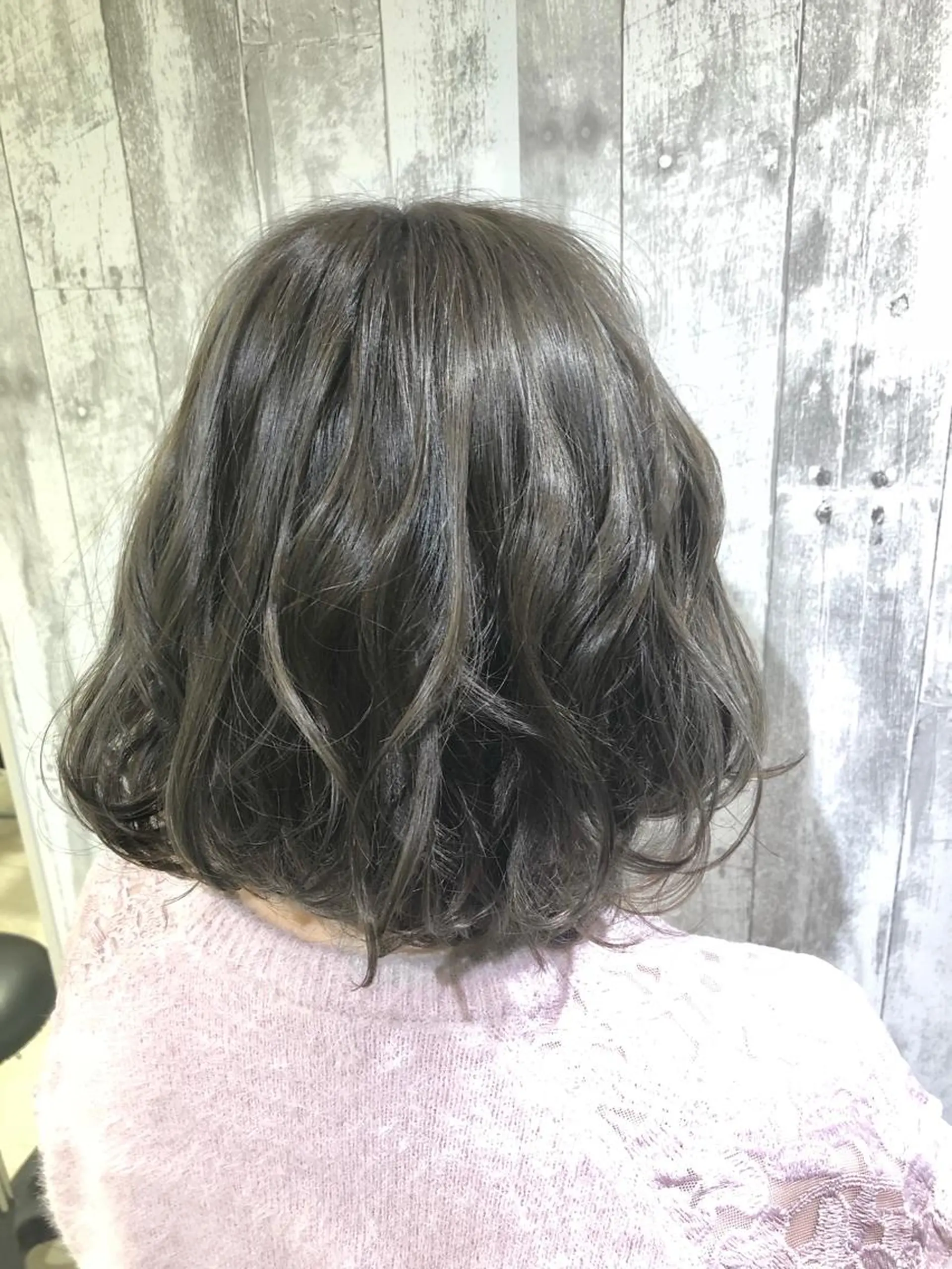 ミディアム カラー グレージュ Cuore 清尾 浩昭のヘアスタイル