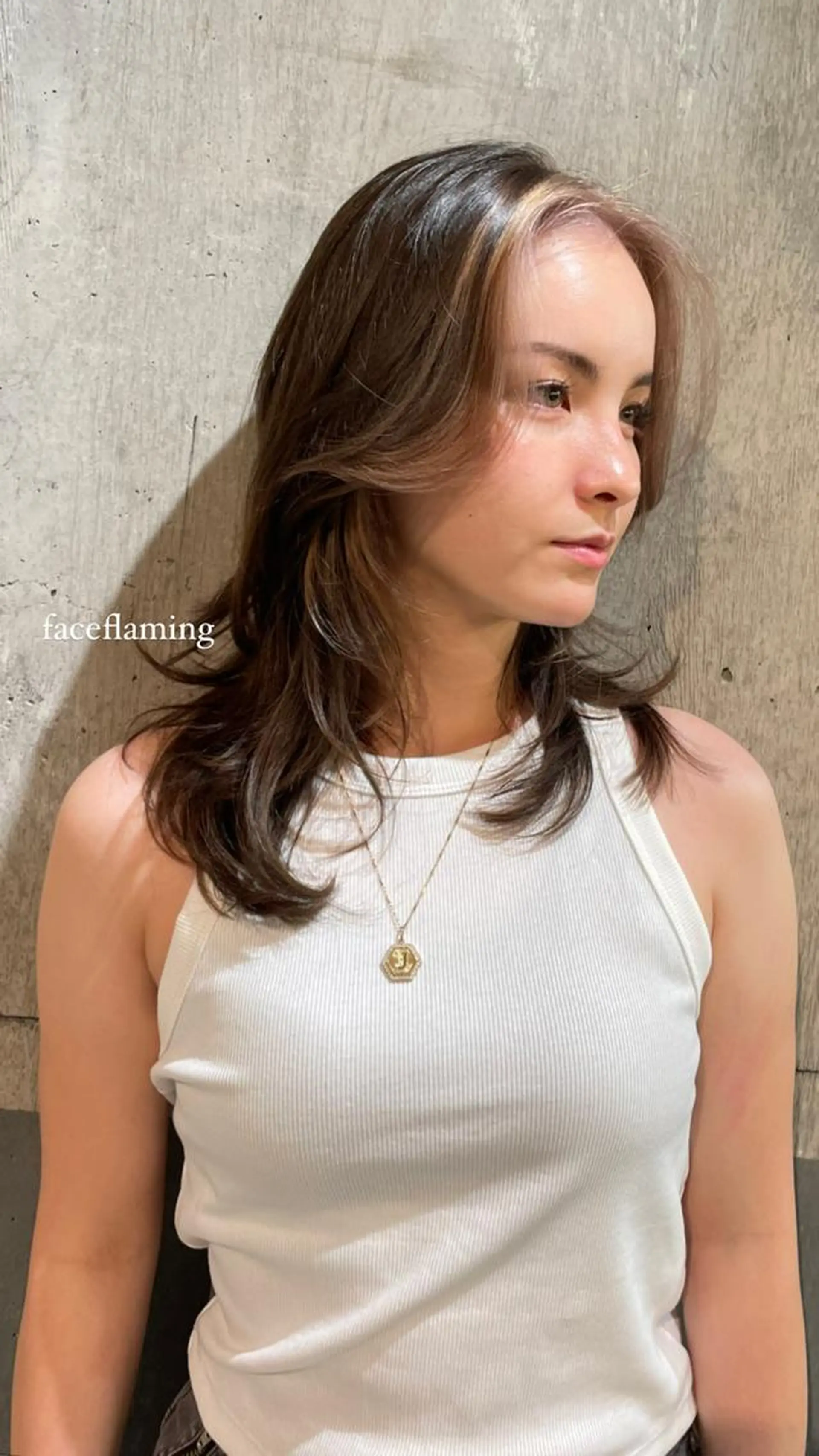 ミディアム カラー ミストバング ブリーチ  フェイスフレーミング 顔周りカット ヘアカラー トリートメント ショートカット募集中 /NAGISAのヘアスタイル