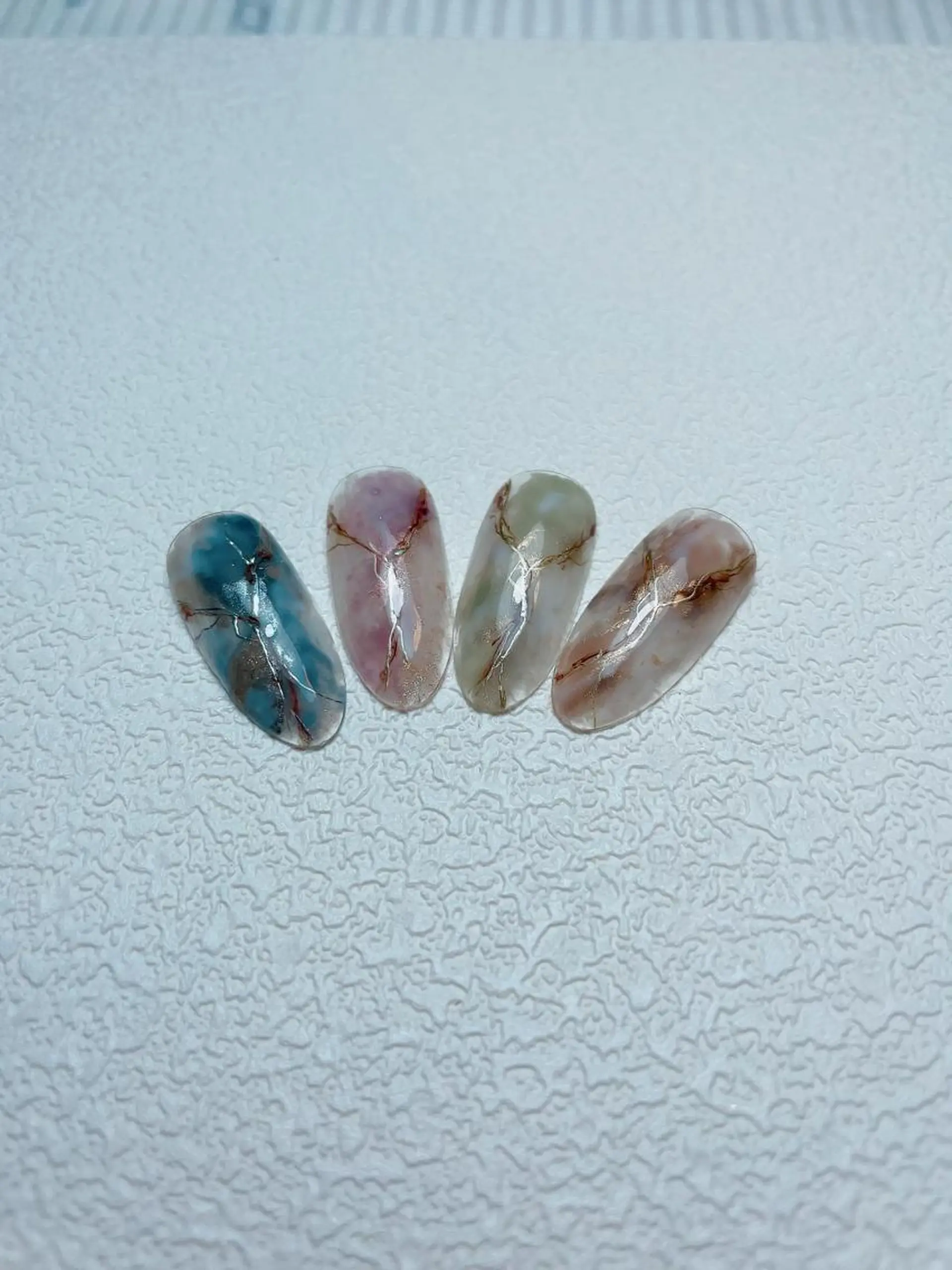 ネイル 浅野 すみれのネイルデザイン