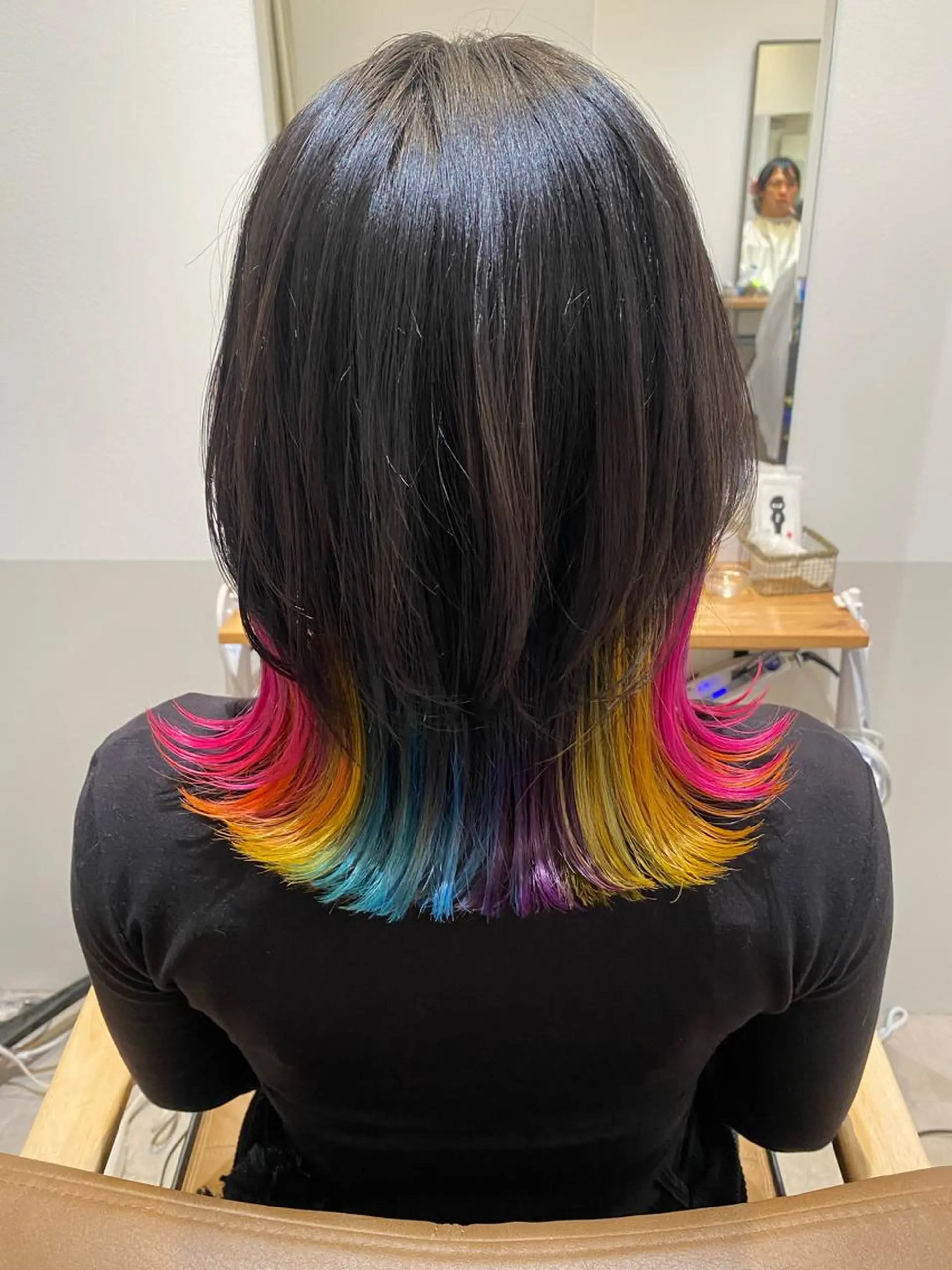 ミディアム カラー ミディアムパーマ 顔まわりカラー特化 赤津百合絵のヘアスタイル