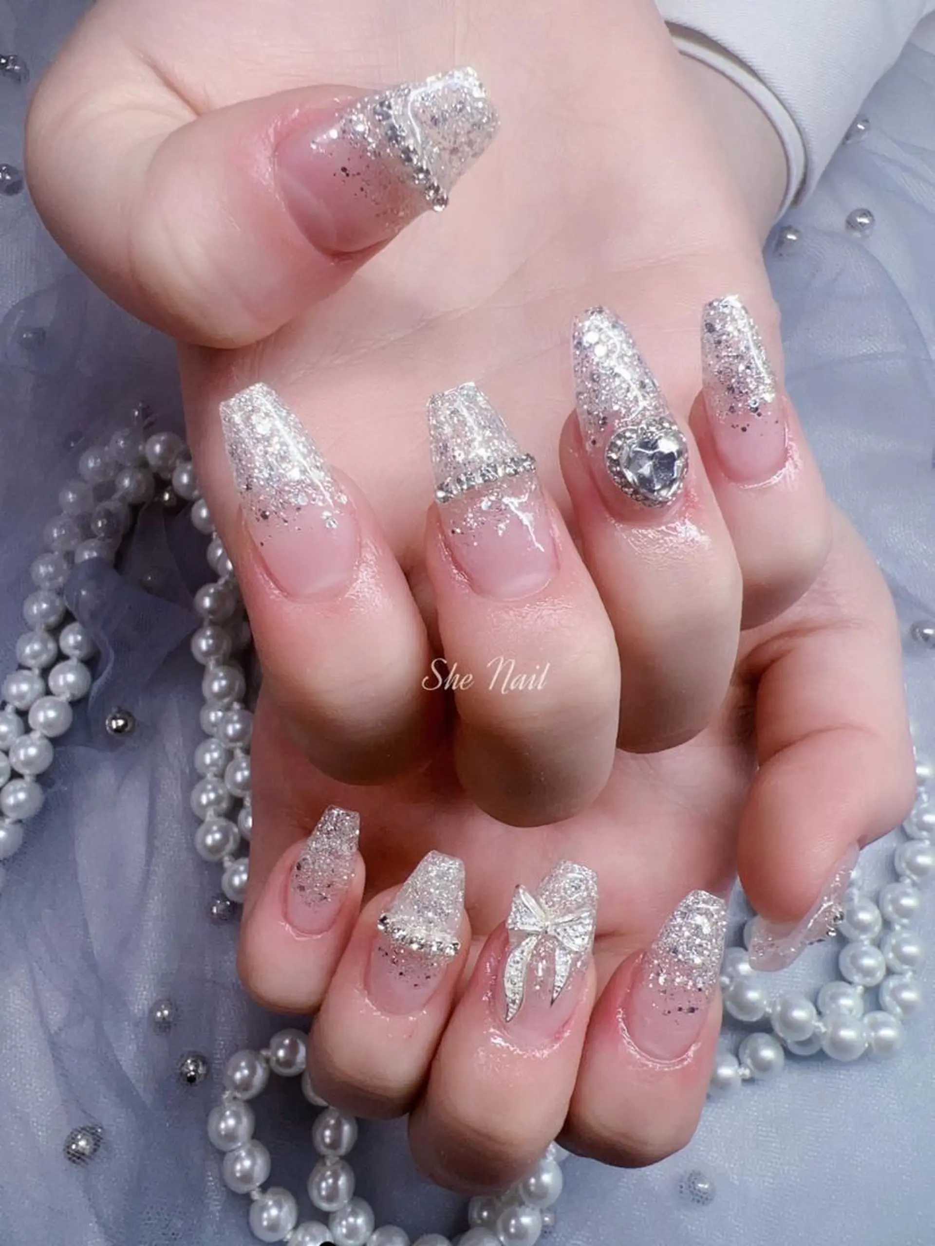 ネイル チークネイル 長さ出し マグネットネイル 持ち込み ワンカラーネイル ハンドネイル She   Nail所属・ISA_ BELLAのネイルデザイン