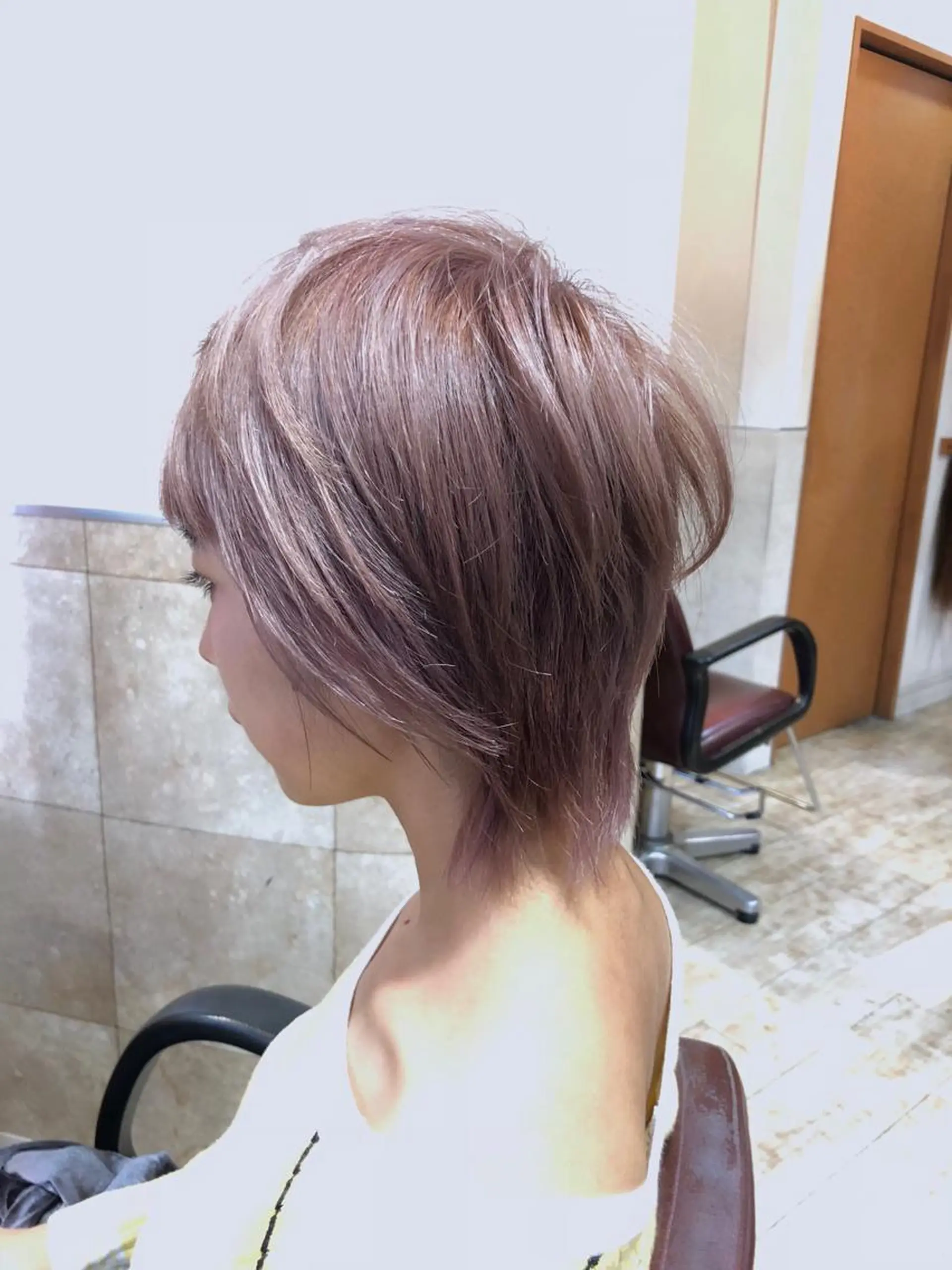 ミディアム カラー ブリーチ ケアブリーチ ラベンダーカラー ラベンダーピンク ピンクカラー 100%髪質改善特化 TRUNSのヘアスタイル