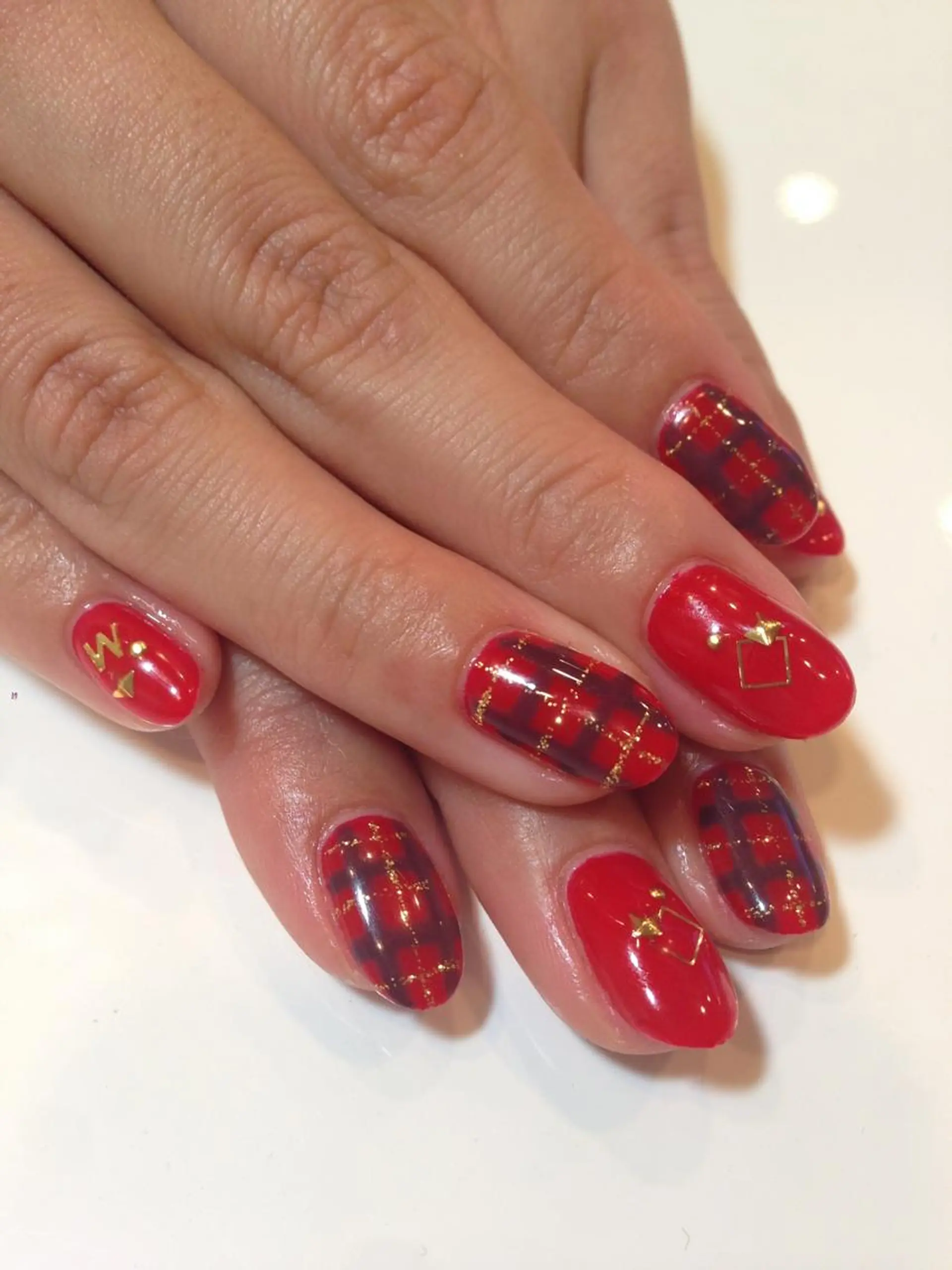 ネイル ネイル＆フラワーサロン〜Ri✦hiro〜鳥栖店所属・HIRATA RIEのネイルデザイン