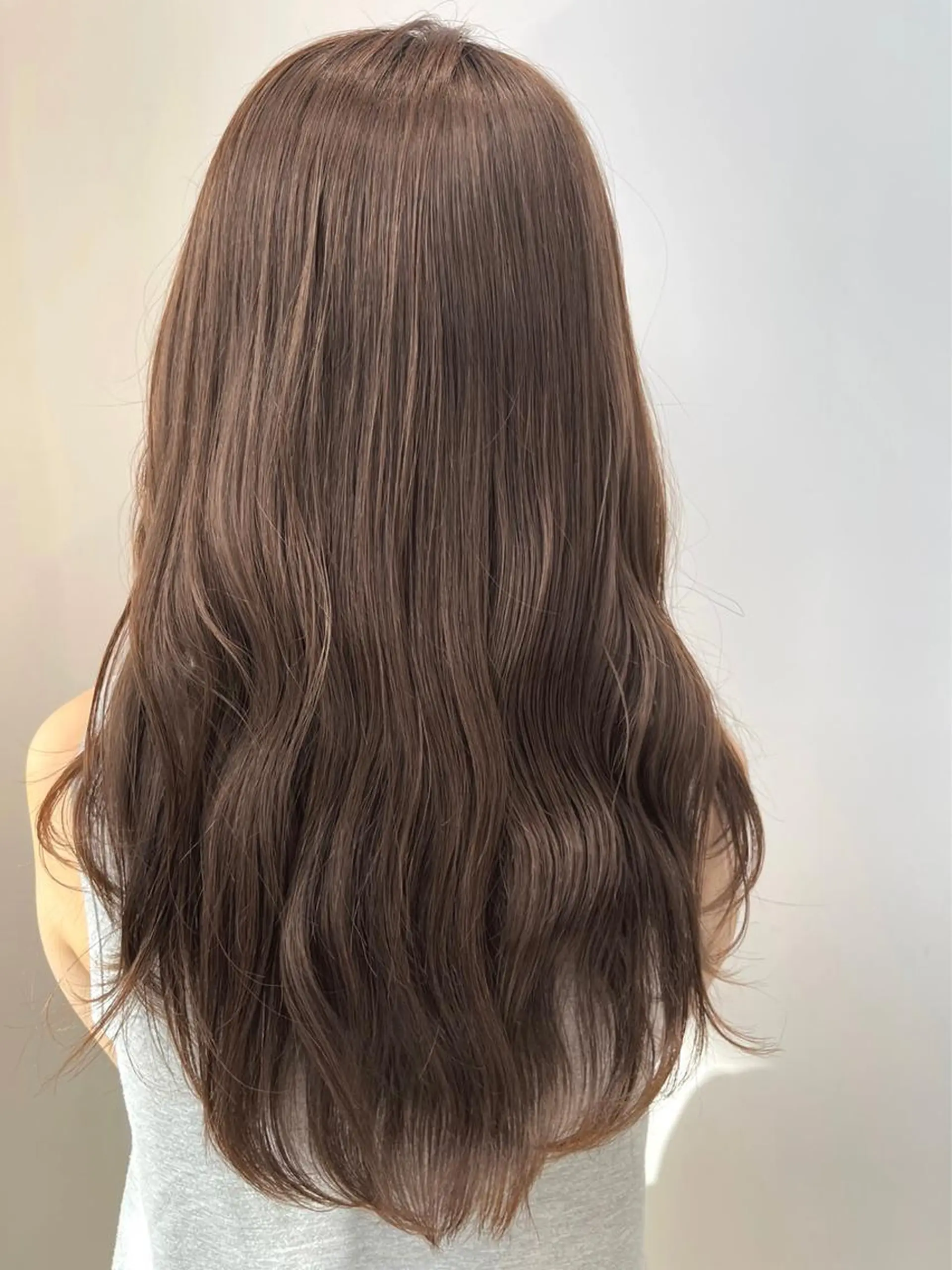 ロング カラー ヘアアレンジ ベージュカラー ブリーチ ミルクティーベージュ ブリーチなしカラー DX SHARE SALON 原宿店所属・レイヤーカット/ 田中 しょうのヘアスタイル