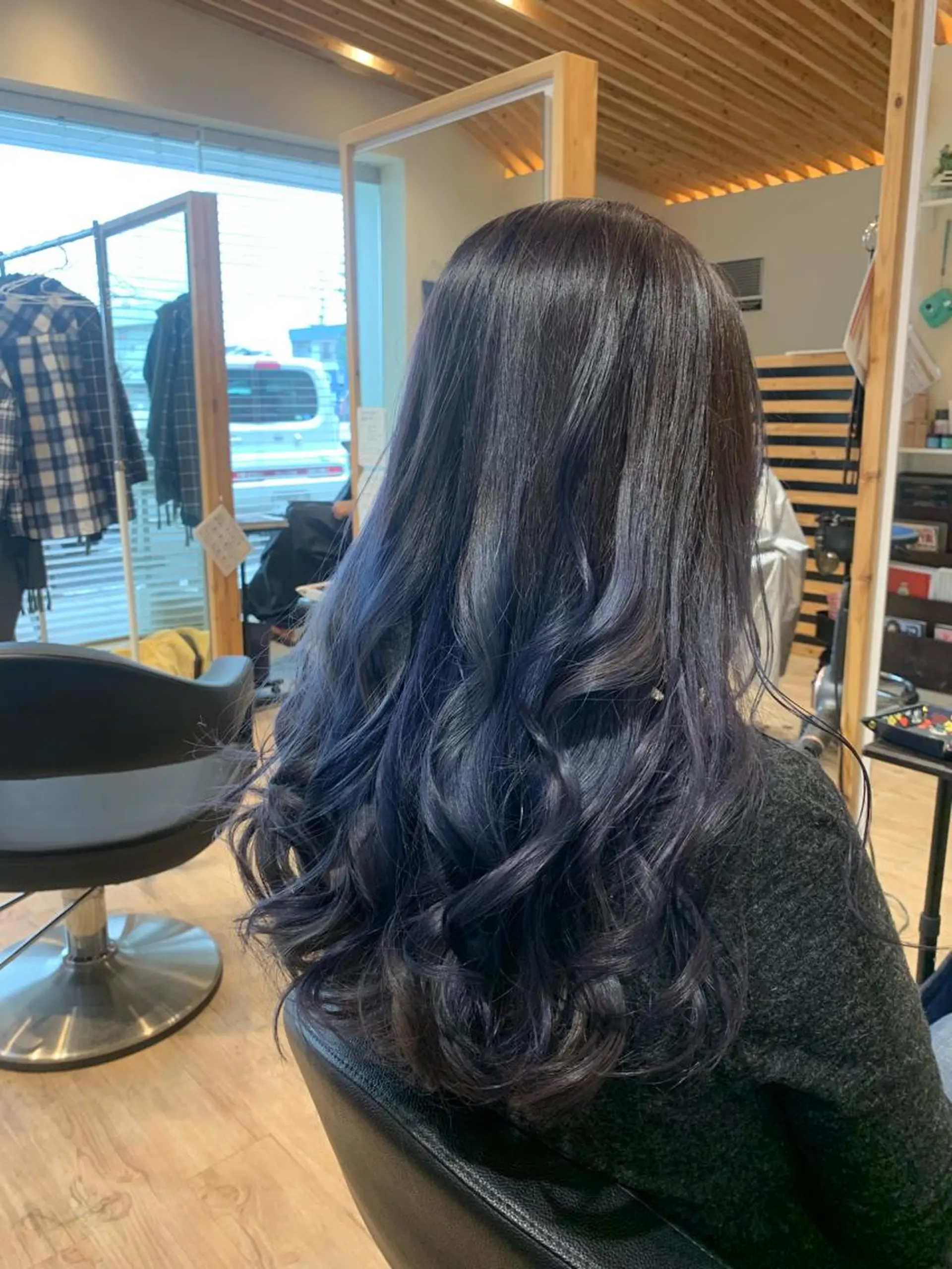 ロング カラー 関口 友行のヘアスタイル