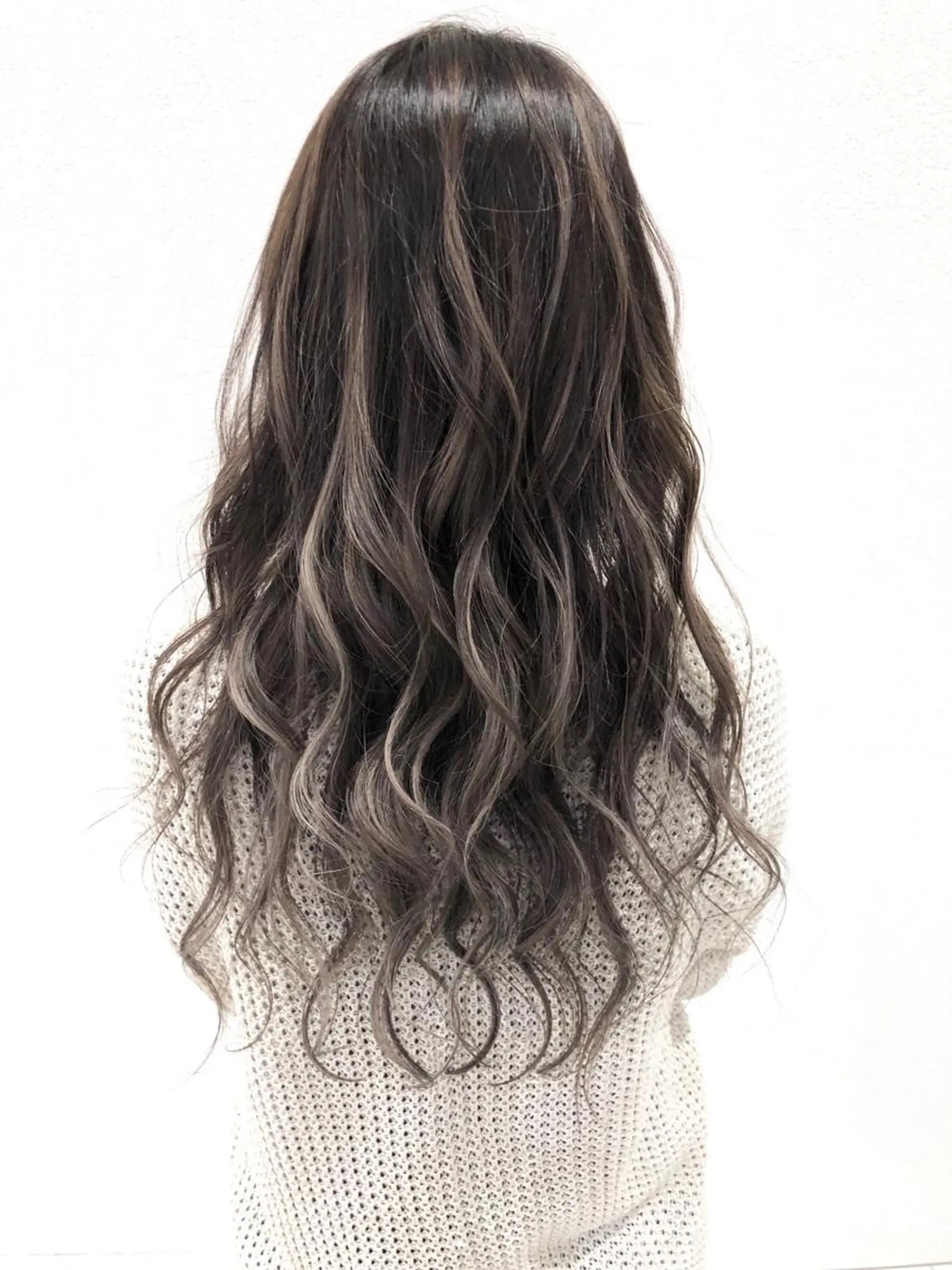 ロング カラー ハイライトカラー ハイライト 海外風レイヤーカット 👑店長　平松　由のヘアスタイル