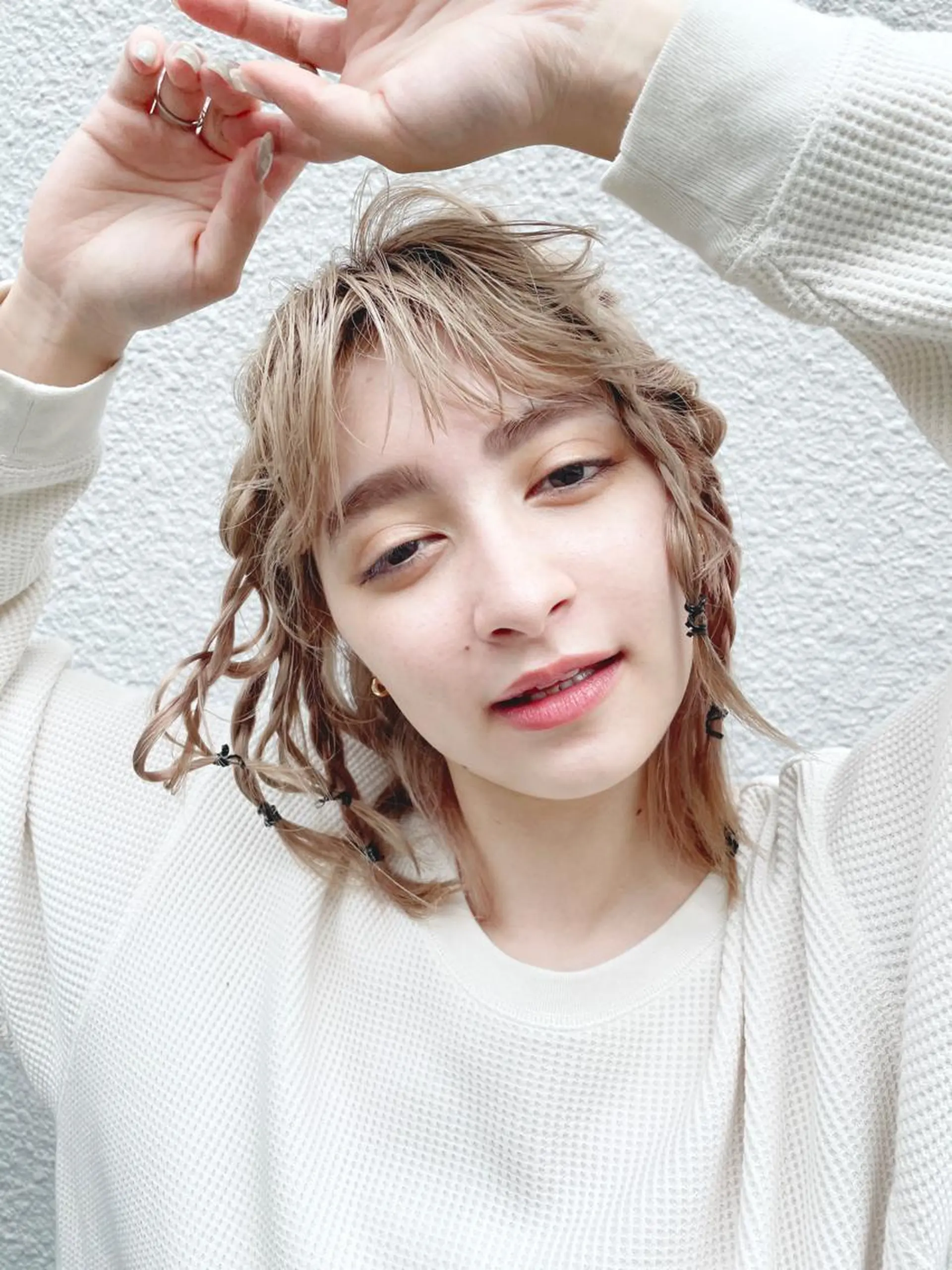 ミディアム カット パーマ トリートメント 🌼U24 ヘアデザインラボのヘアスタイル