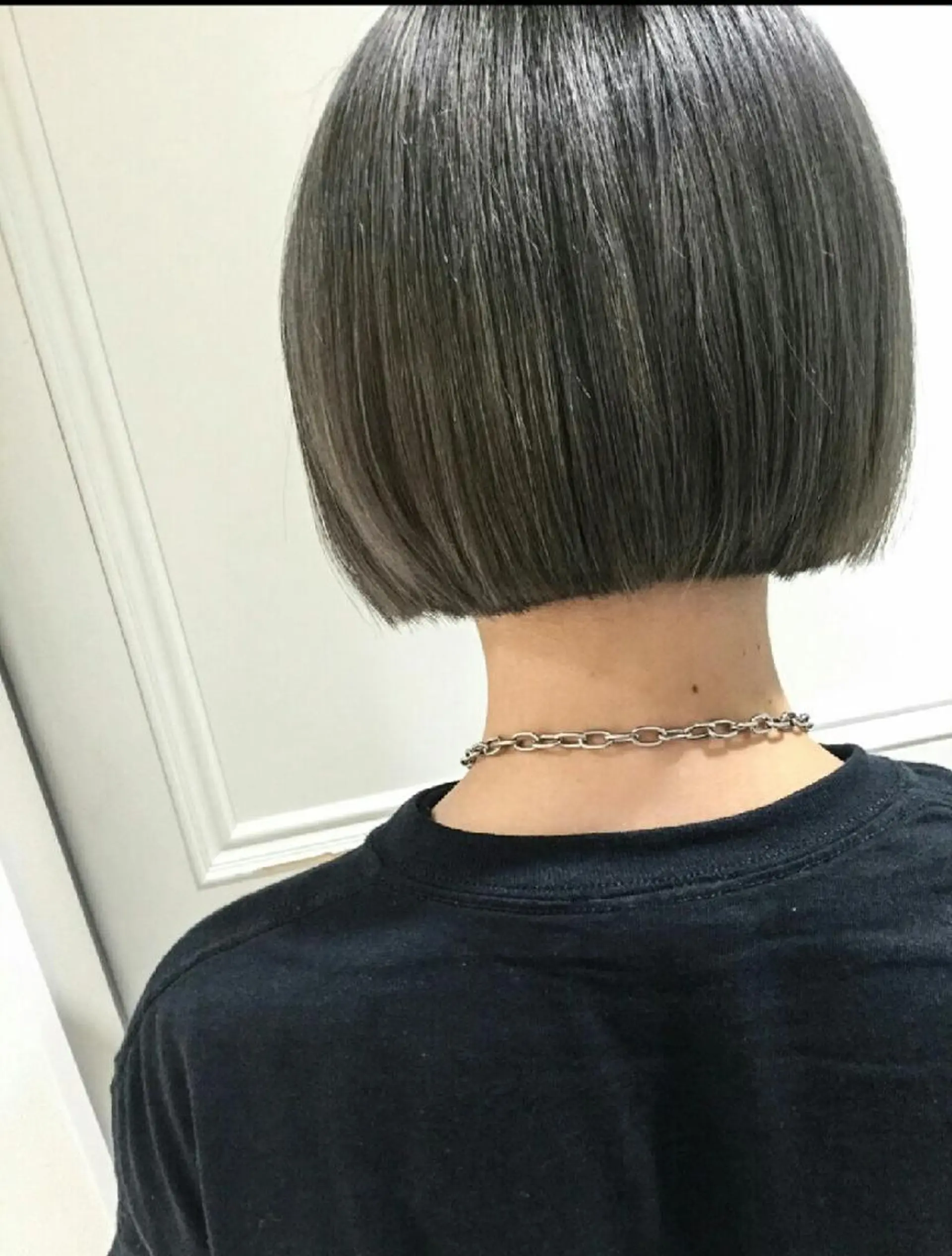 ショート カラー 寺島 伸のヘアスタイル