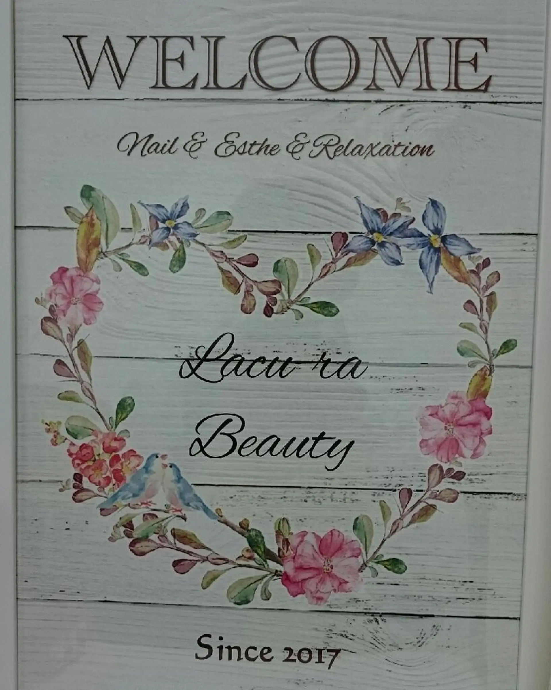 小顔と腸の専門店 ラクーラビューティのエステ・リラクイメージ