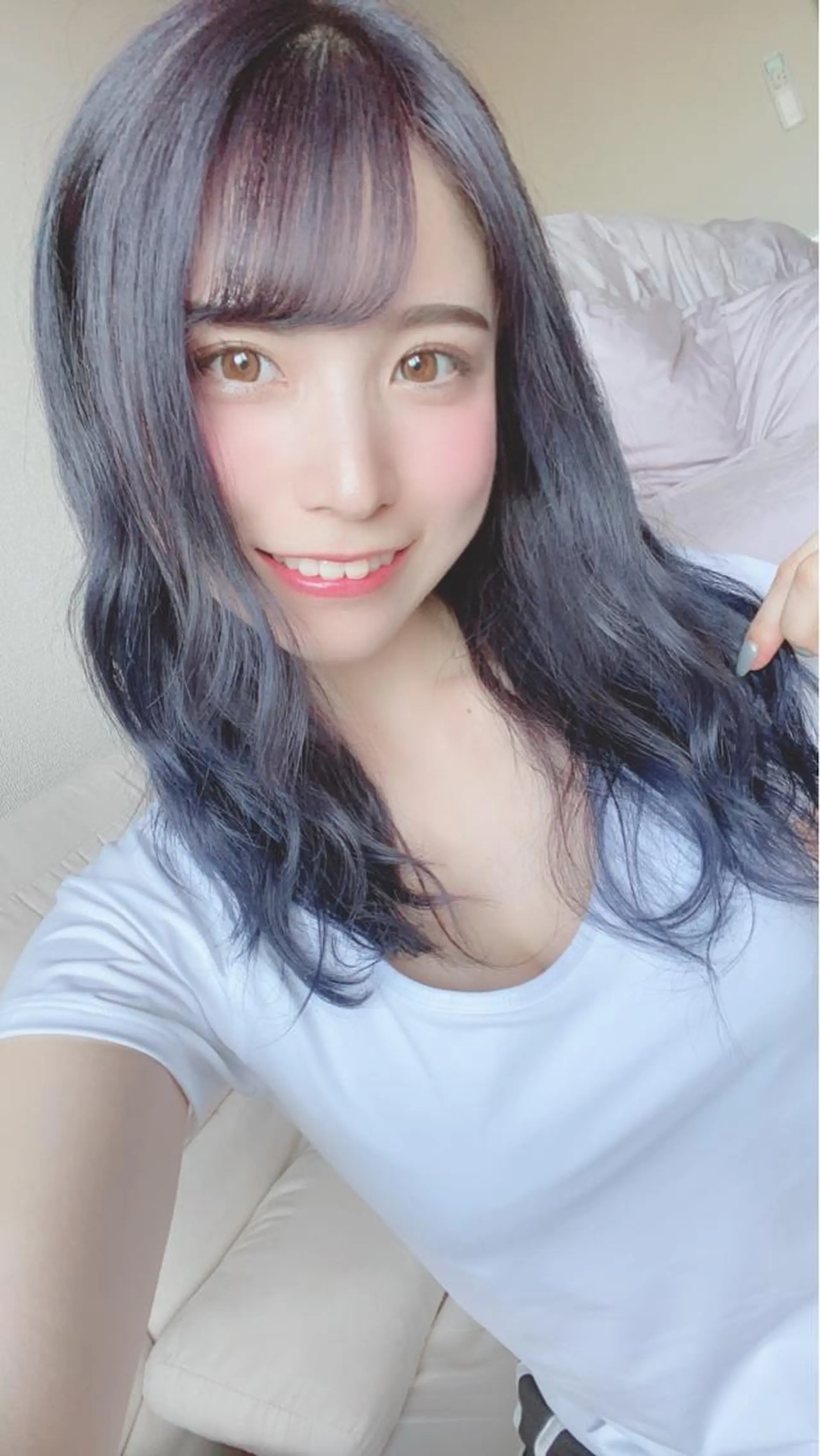 セミロング カラー ハイトーン/ウルフ /小澤凌祐🦕のヘアスタイル