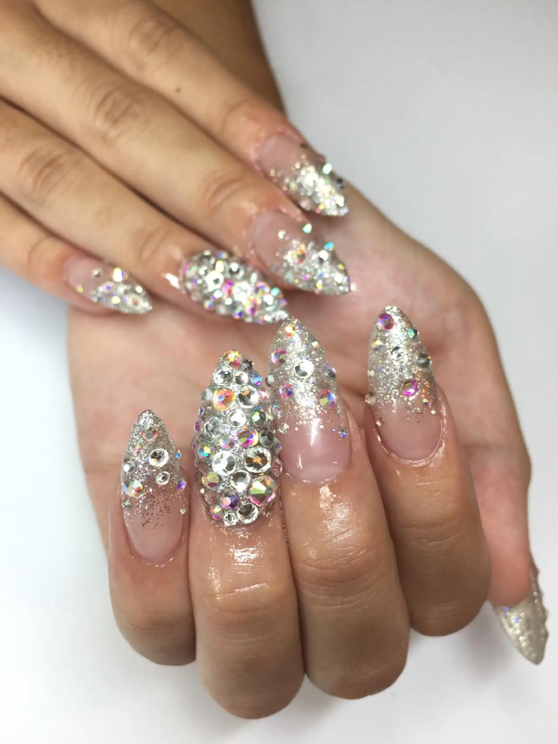 ネイル キラキラネイル スカルプネイル ハンドネイル glow_ nailのネイルデザイン